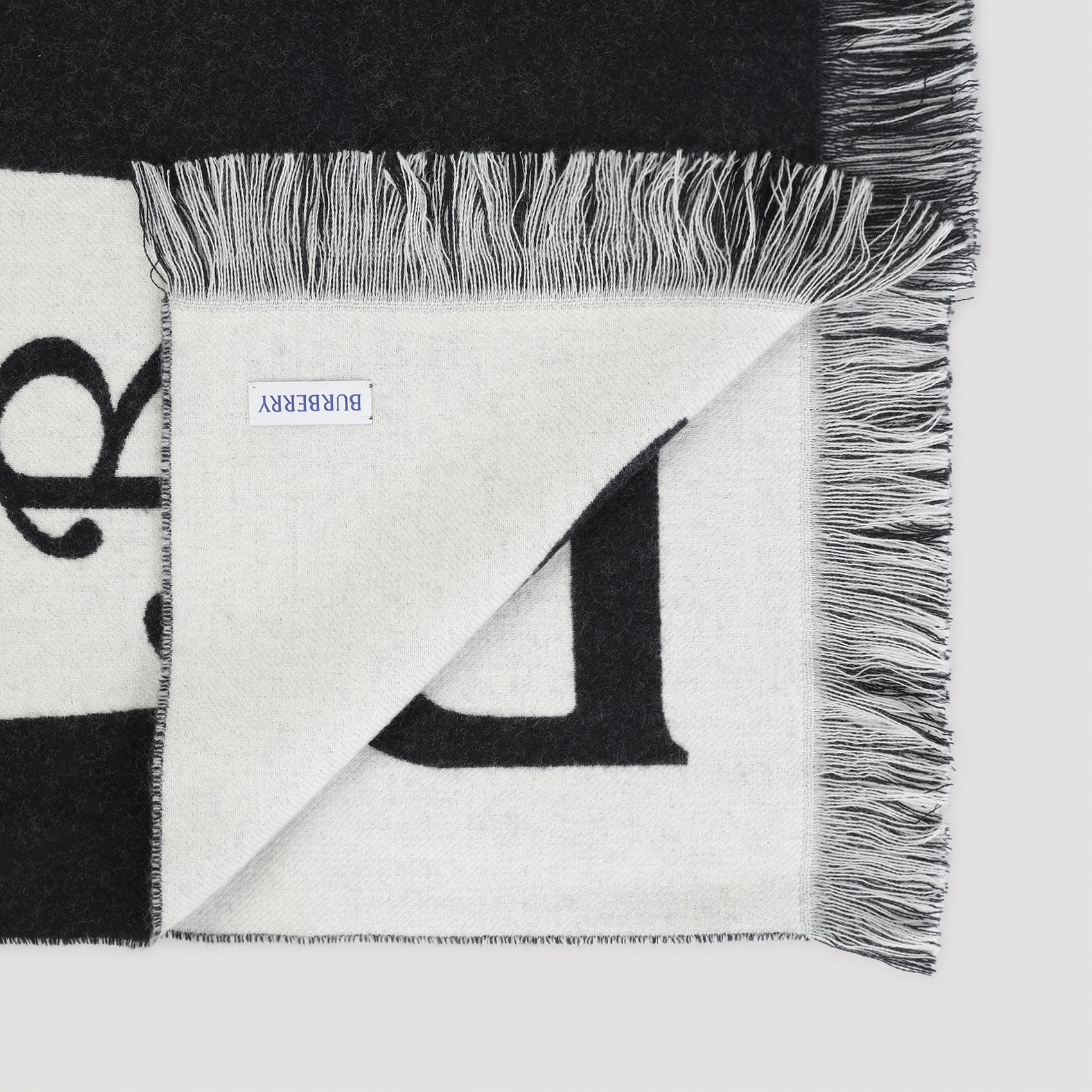 BURBERRY Logo Scarf 168CM X 33CM