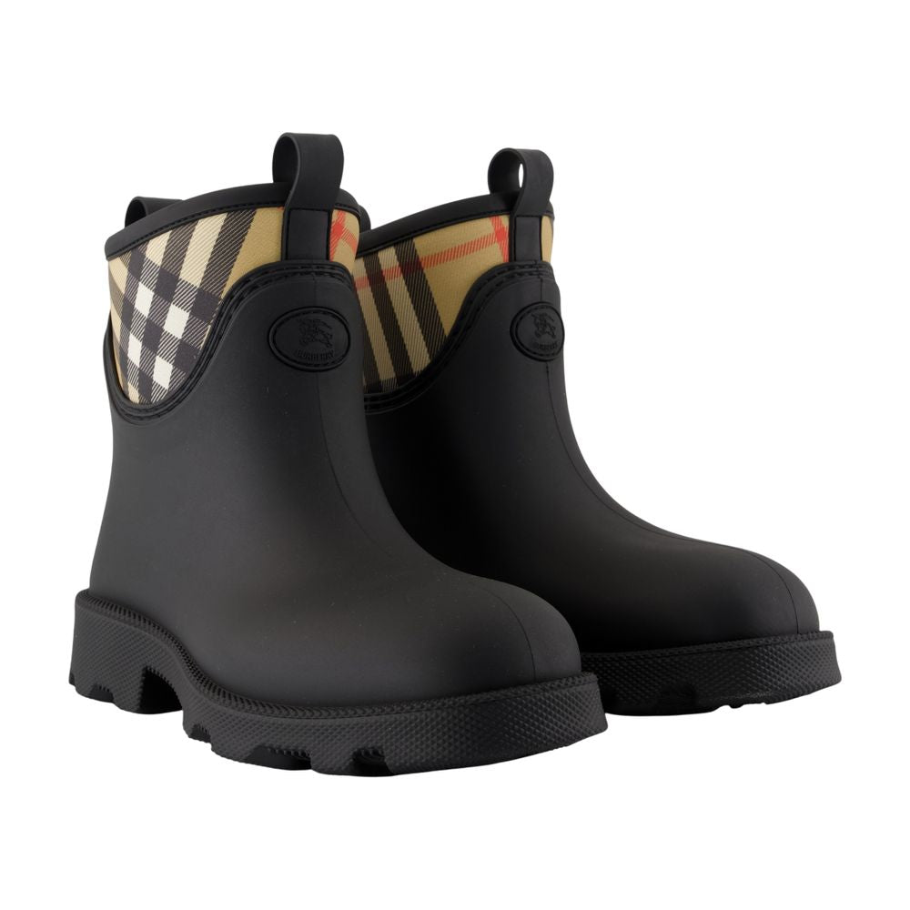 BURBERRY Stamp Low Ankle Boots for Women