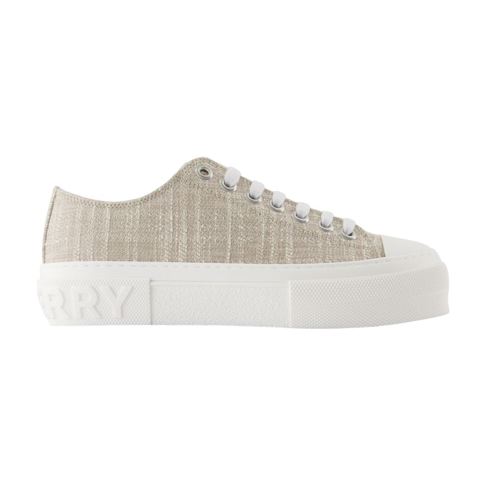 BURBERRY Casual Chic Low Top Sneaker for Women