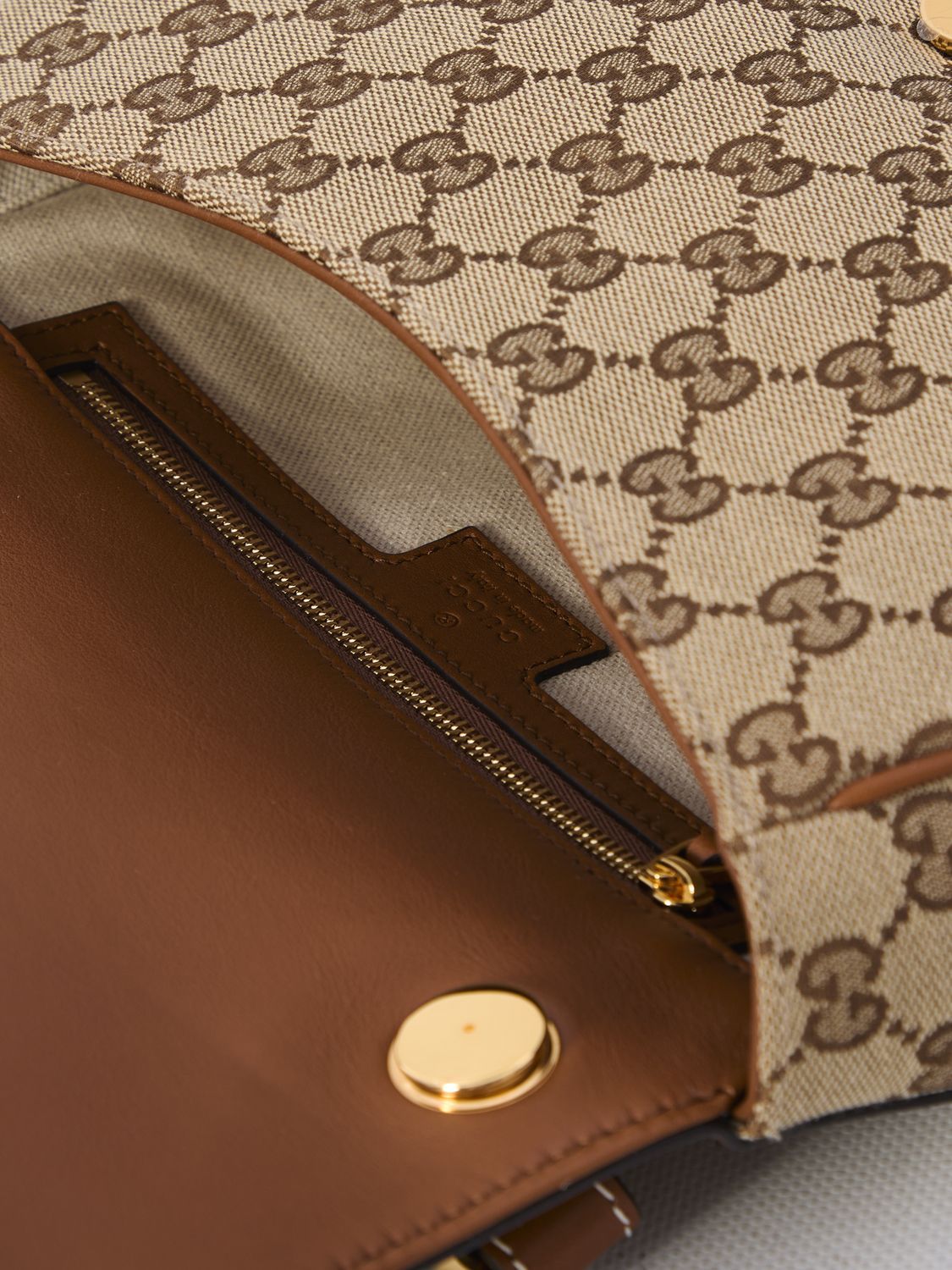 GUCCI Original GG Fabric Blondie Handbag – Women’s Mini Style