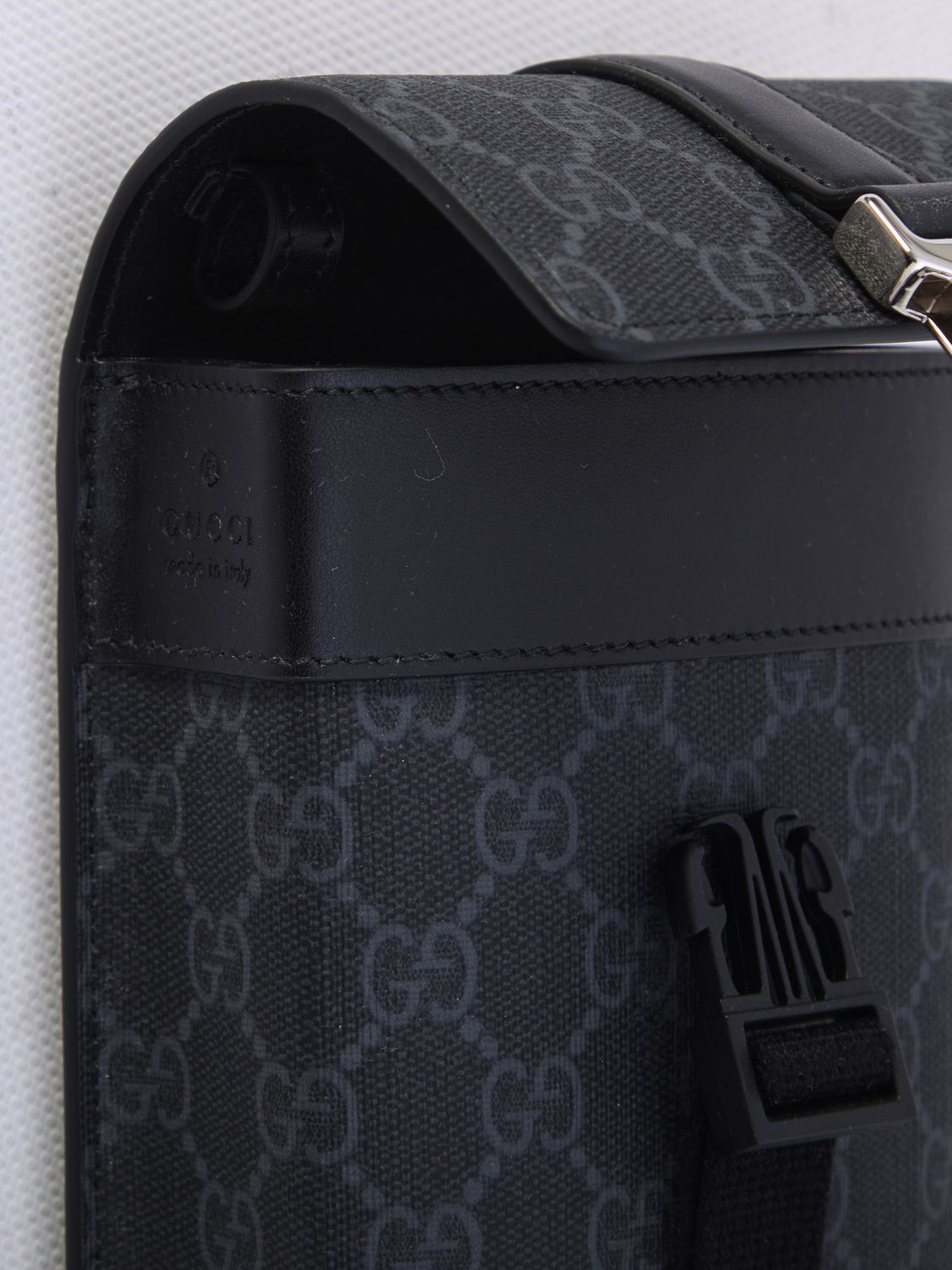 GUCCI Mini Shoulder Handbag with Adjustable Strap