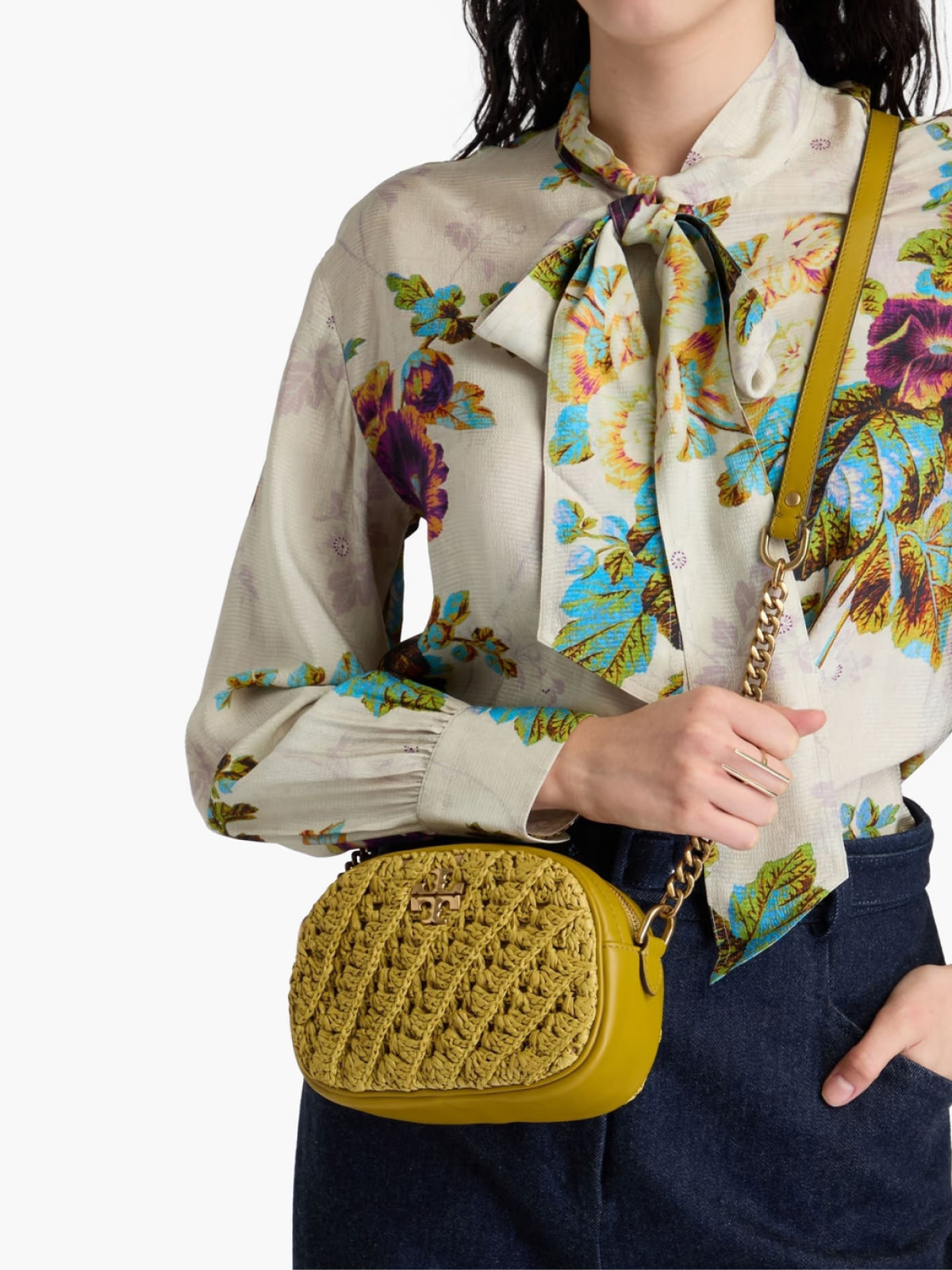 TORY BURCH Mini Crochet Logo Camera Handbag - 20x13x6 cm