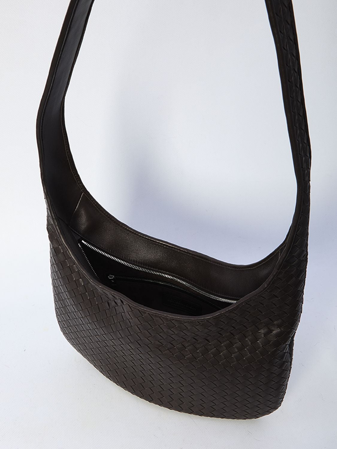 BOTTEGA VENETA Leather Crossbody Handbag - 38 CM Width