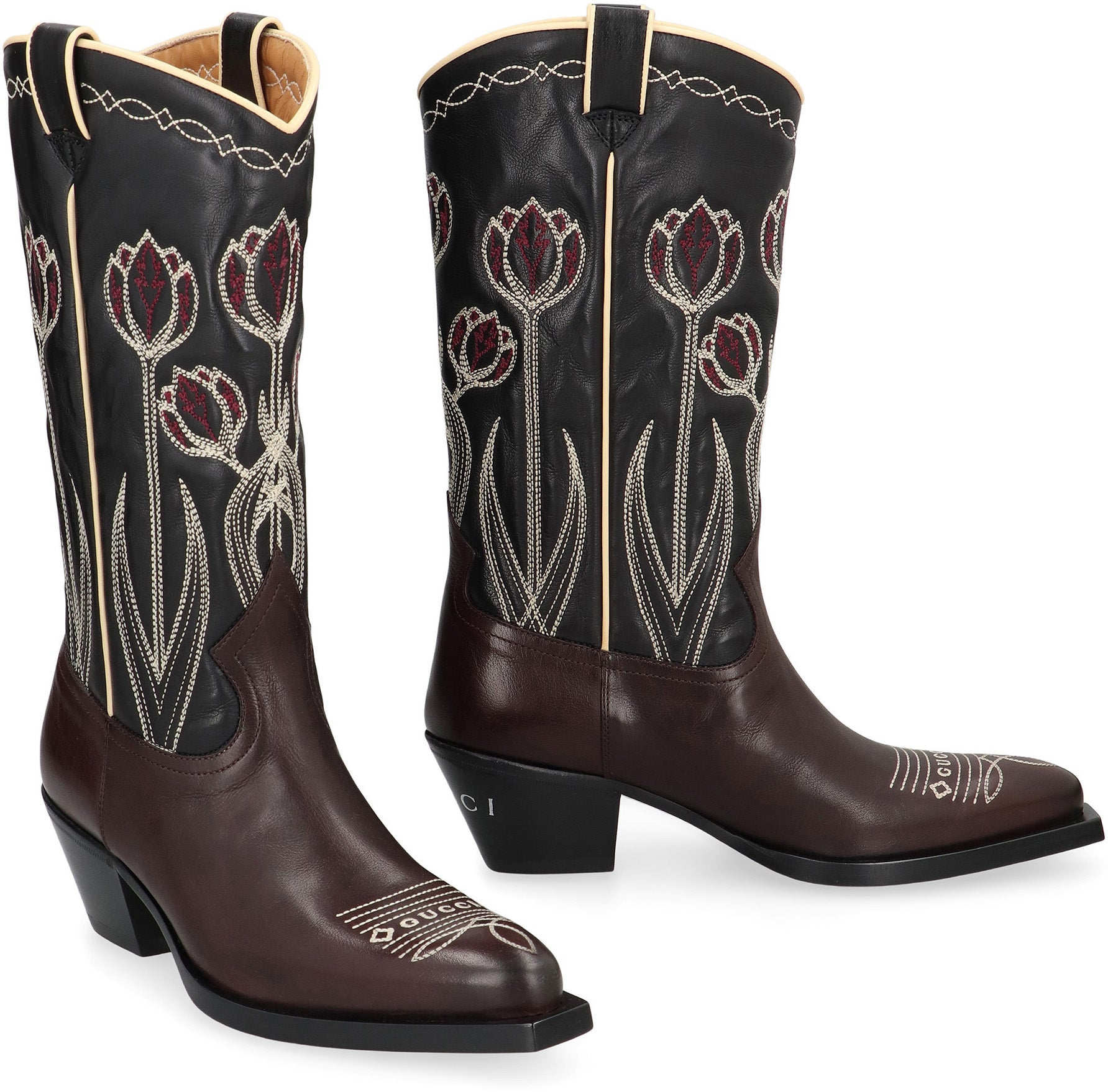 GUCCI Pointed Cowboy Boots with Floral Embroidery and Low Heel