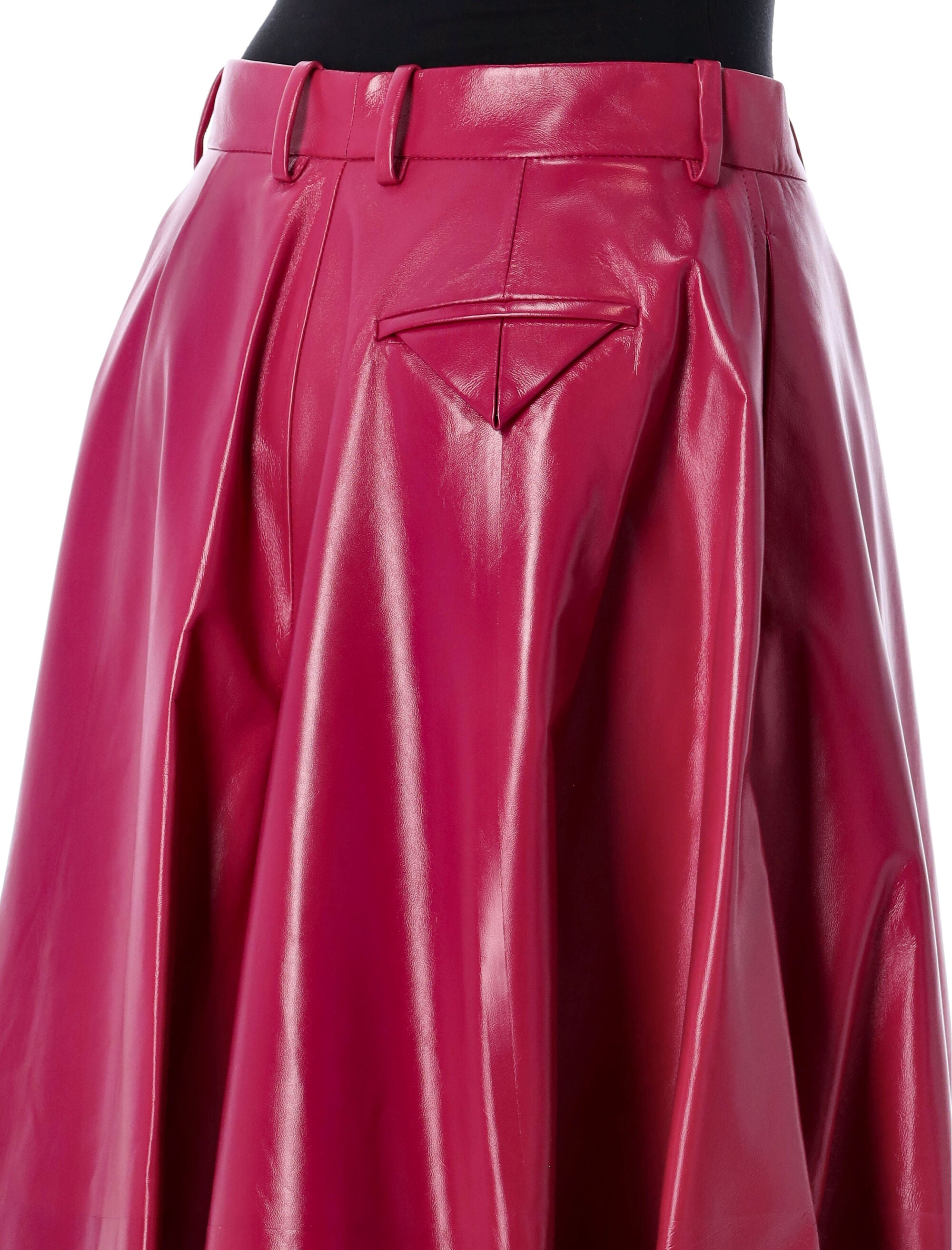 BOTTEGA VENETA Shiny Leather Culotte Pants - Size 42