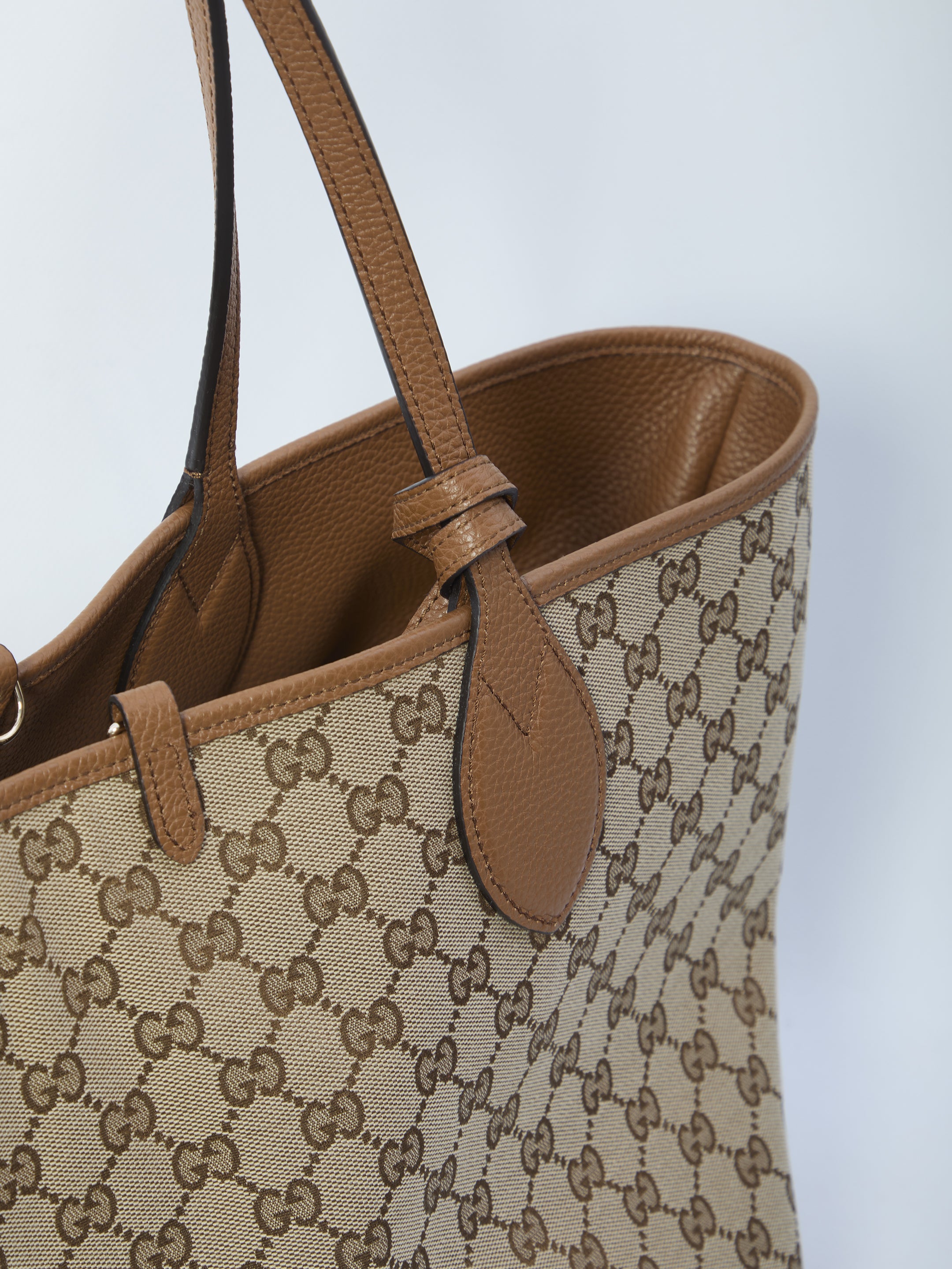 GUCCI Classic Shopping Handbag