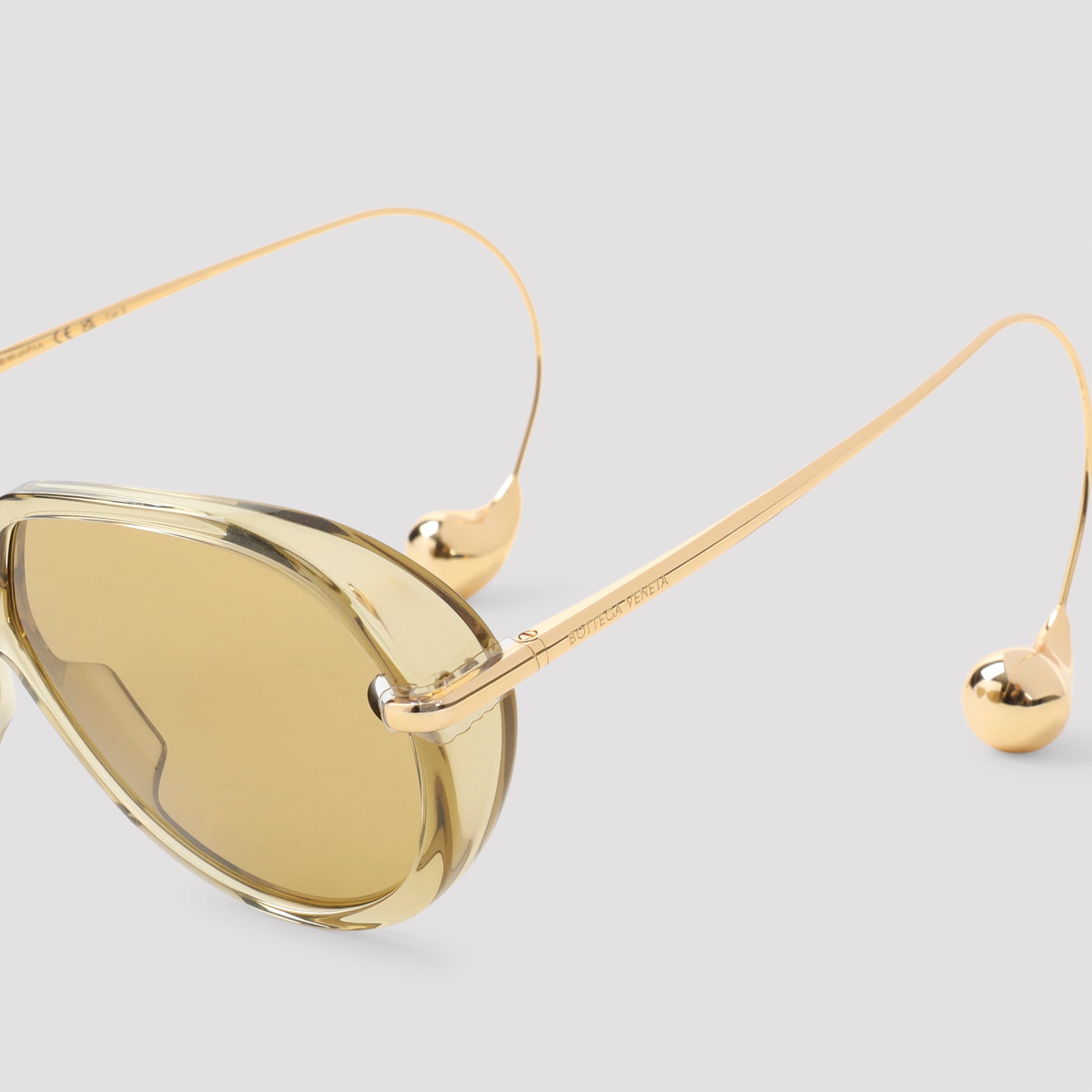 BOTTEGA VENETA Stylish Women's Metallic Sunglasses