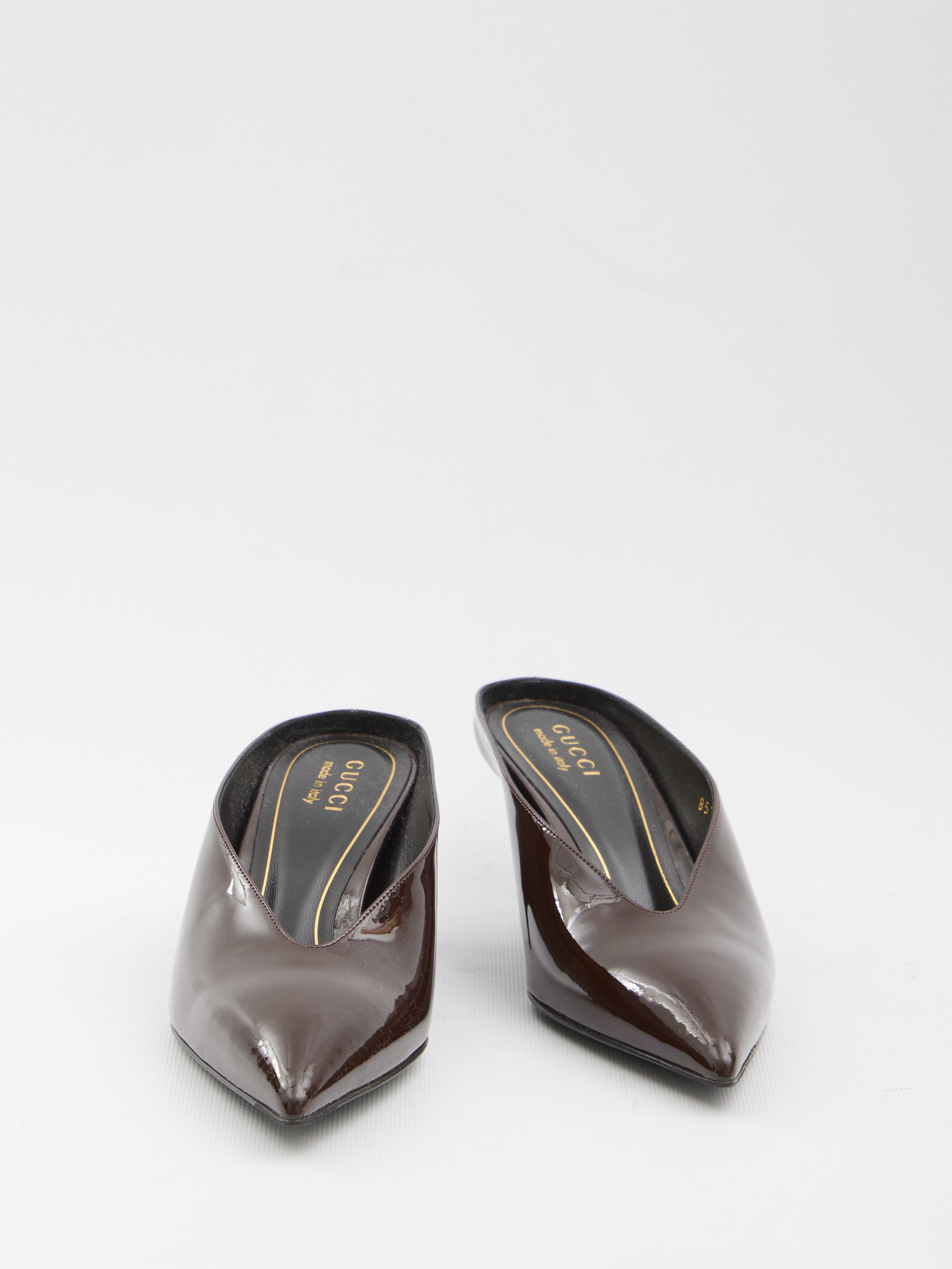 GUCCI Glossy Patent Leather Sabot with Elongated Silhouette and 5.5 cm Heel