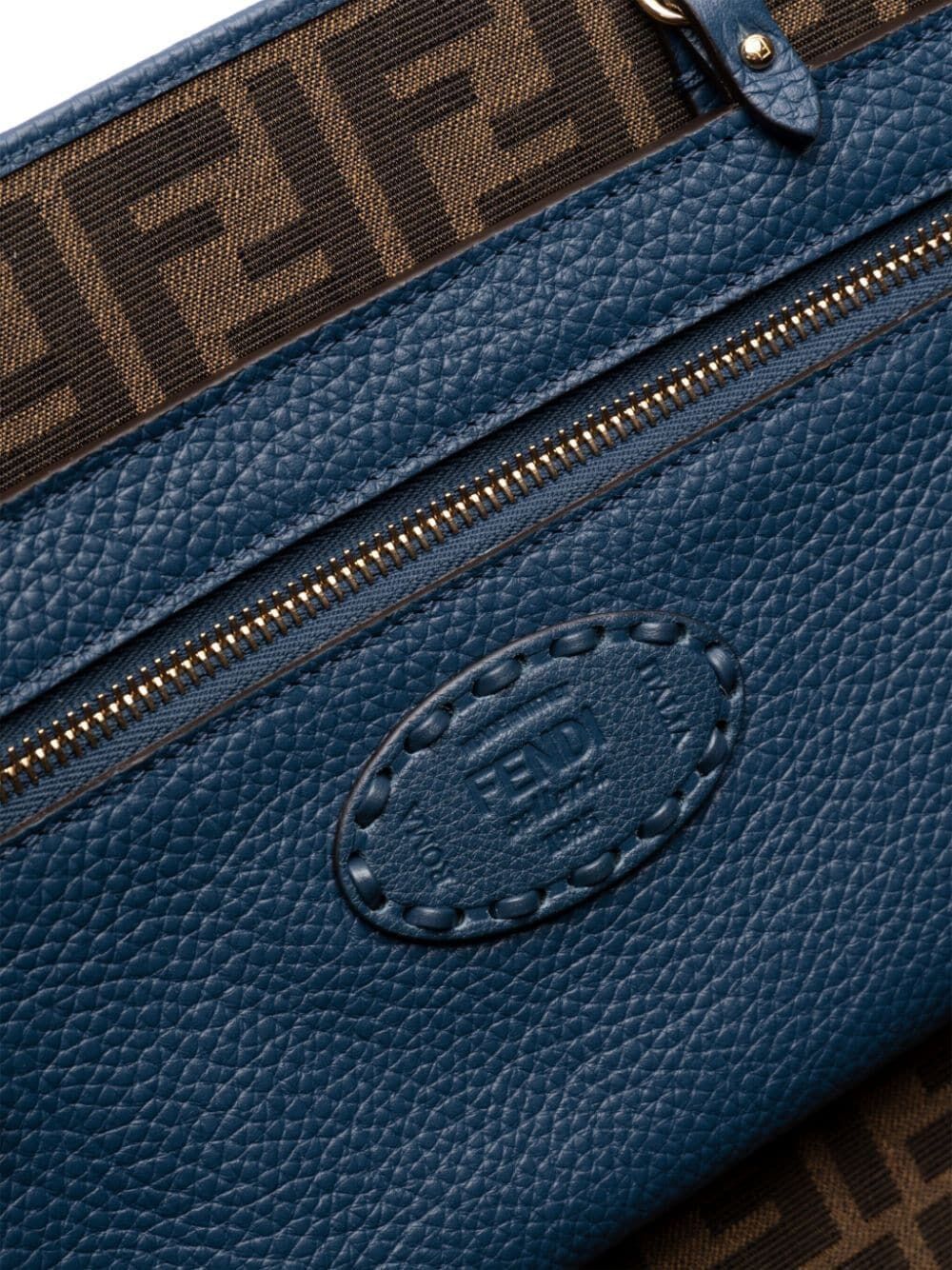 FENDI Medium Luxury Handbag