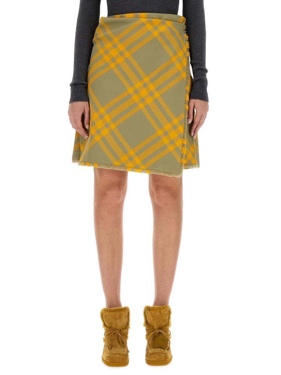 BURBERRY Wool Blend Kilt Skirt - Regular Fit, Size 6 UK