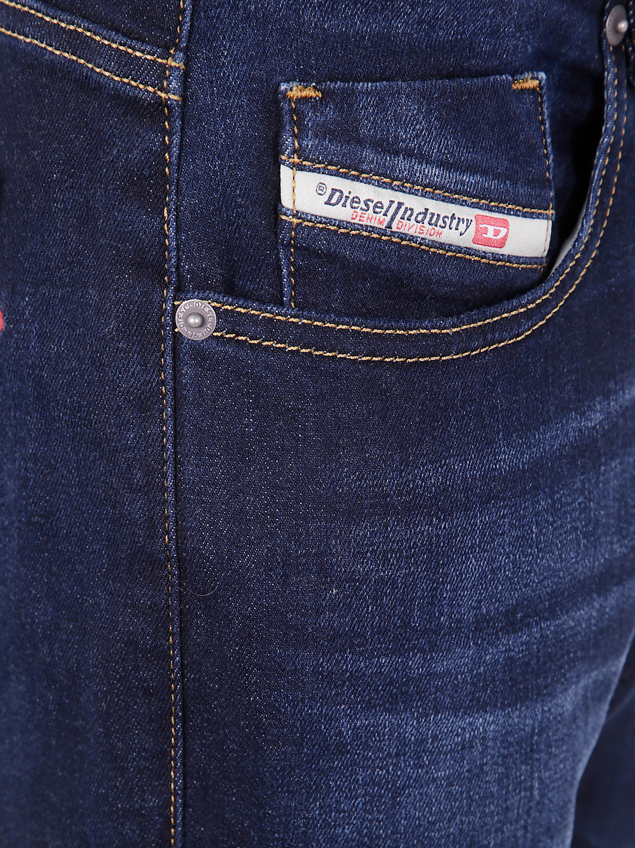 DIESEL Men's FW25 Slim Fit D-STRUKT Jeans