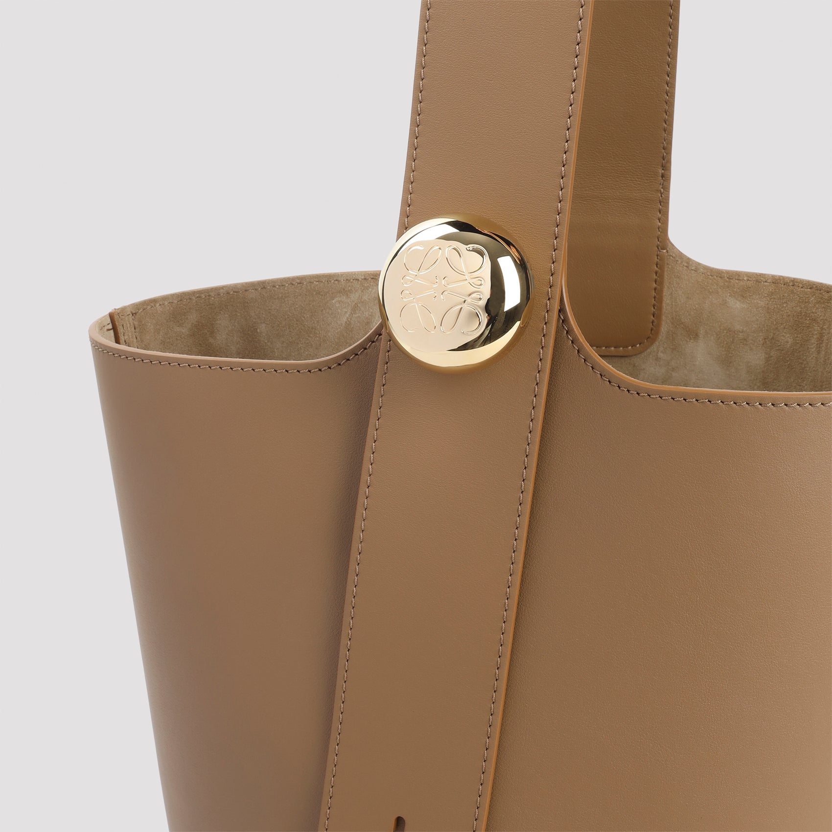 LOEWE Pebble Bucket Medium Shoulder Handbag - FW25