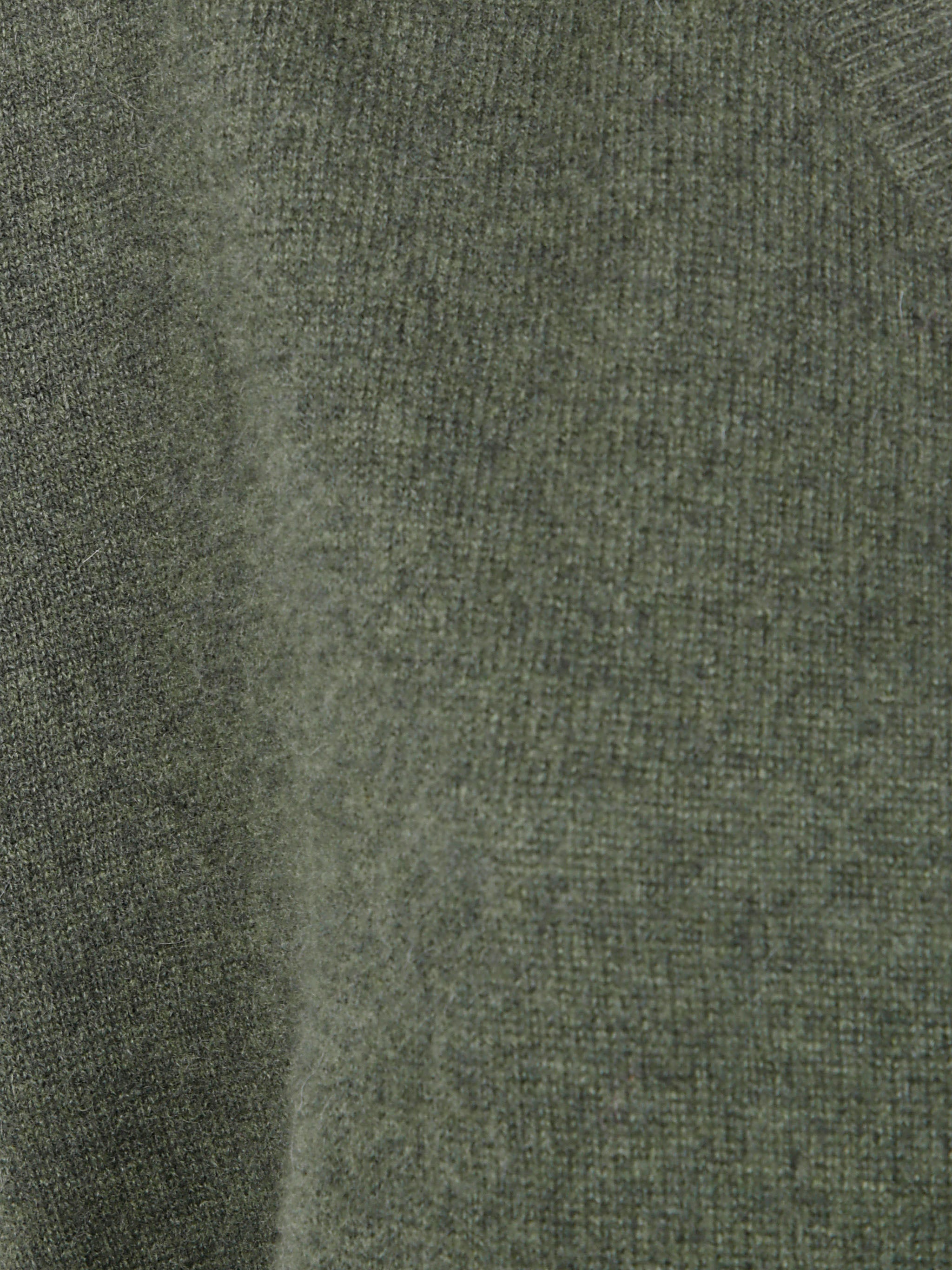 ABSOLUT CASHMERE Oversized Short Sleeves V Neck Cashmere Sweater