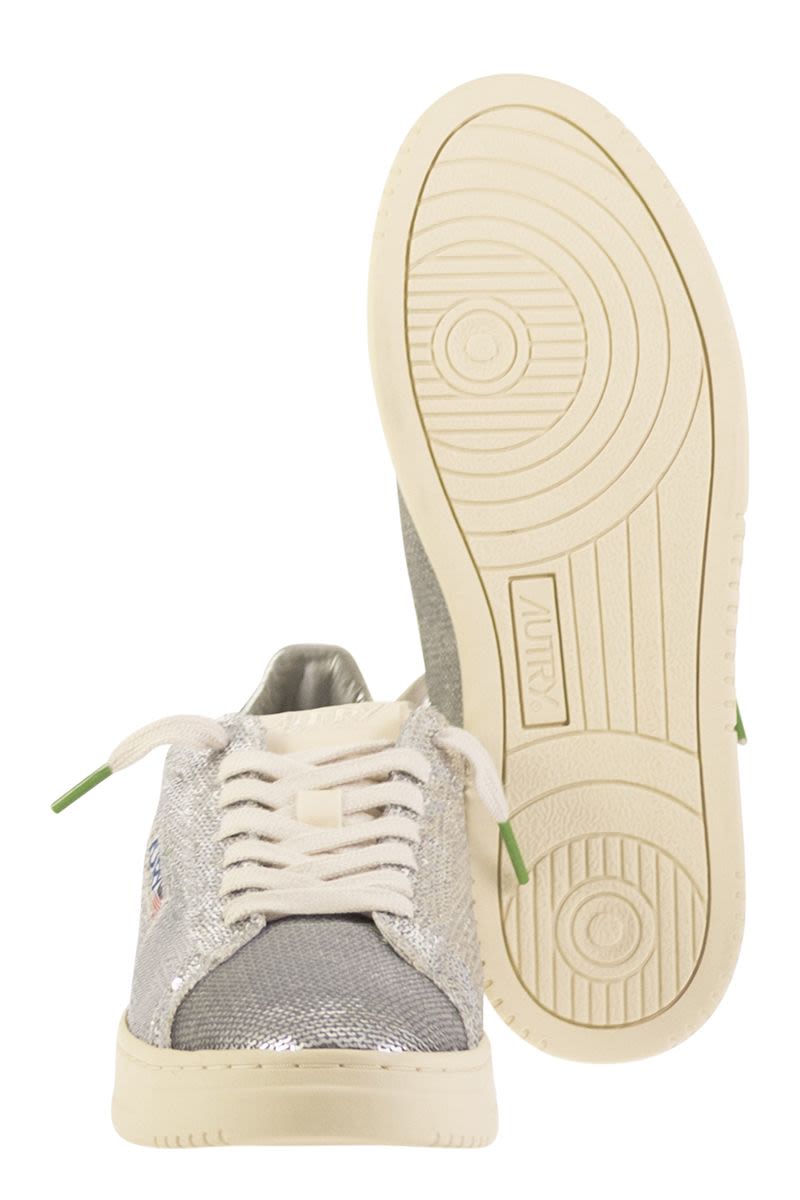 AUTRY Sequinned Trainers with Unique Personality
