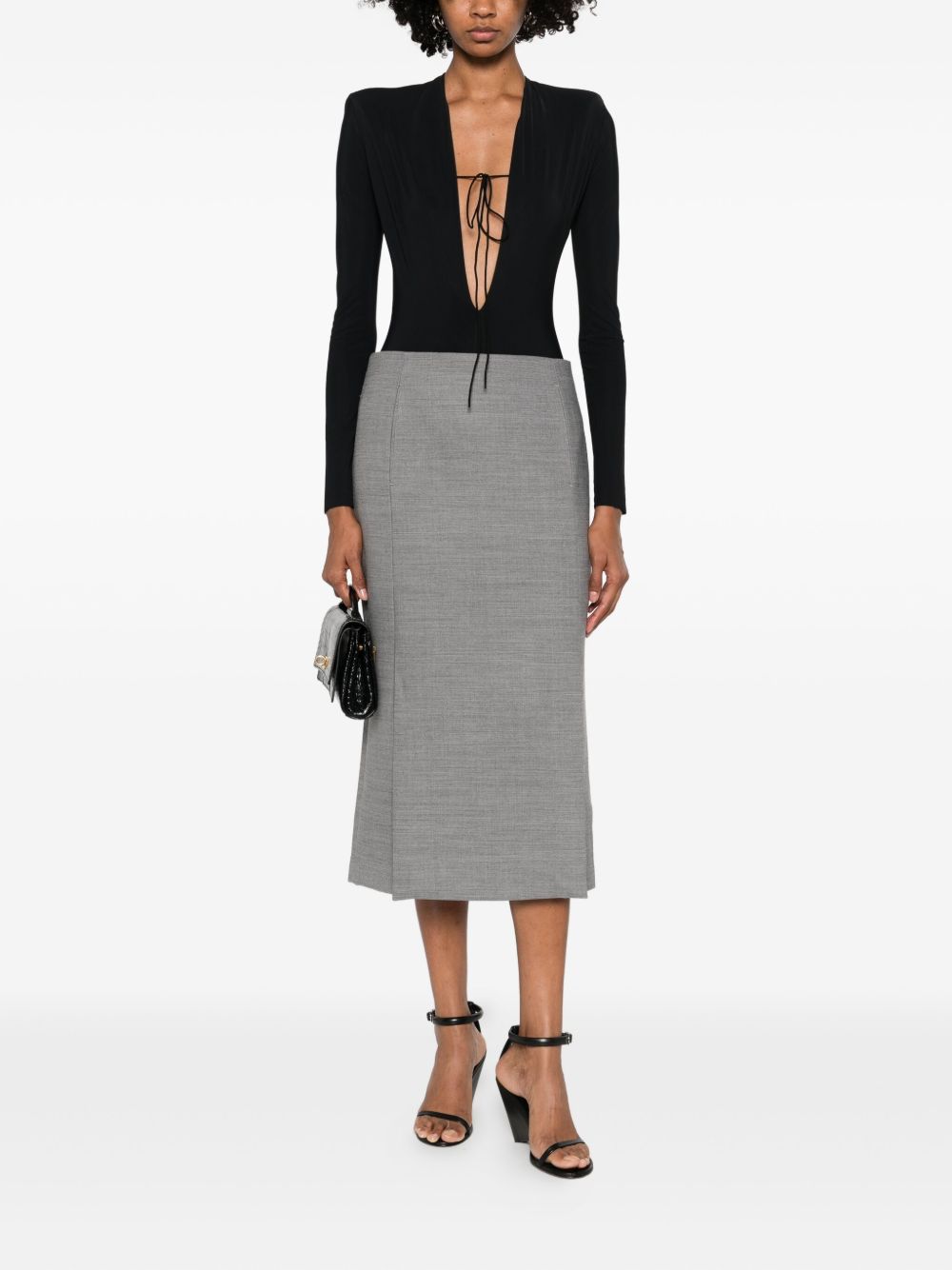 AMAZUIN Stylish Sweater with Sleek Fit for Women