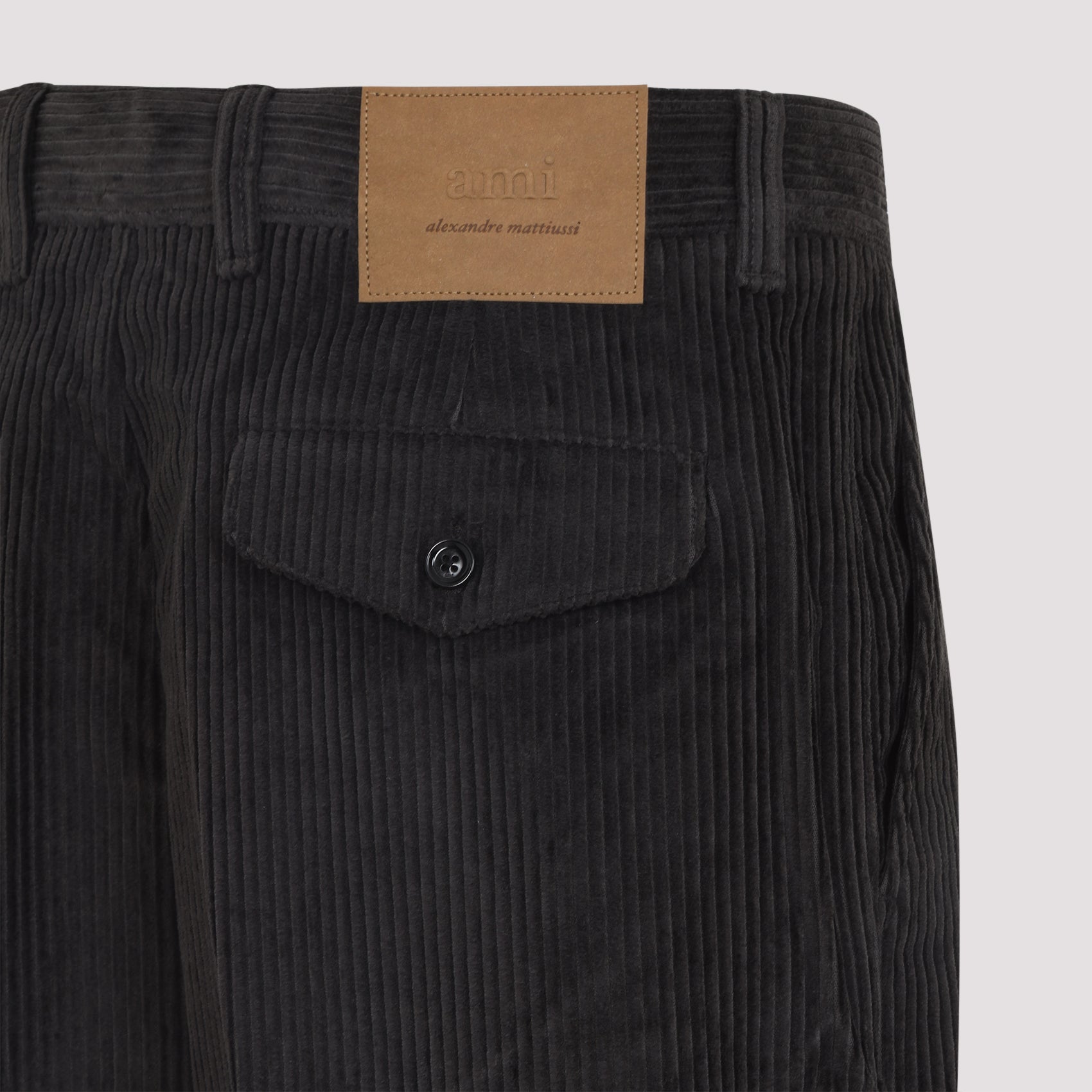 AMI Comfortable Relaxed Fit Trousers for Men - FW25