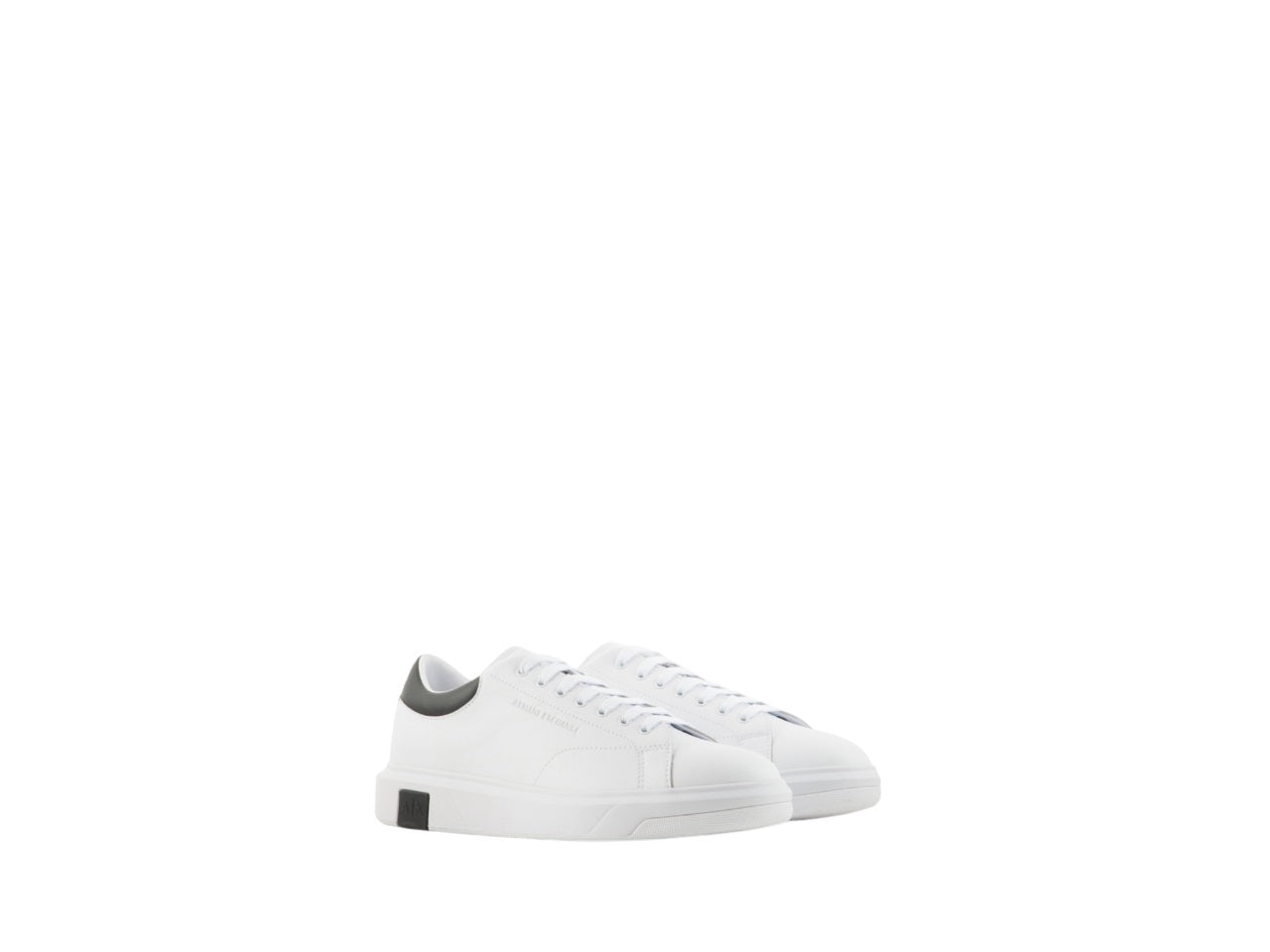 ARMANI EXCHANGE Sleek Leather Sneakers for Men