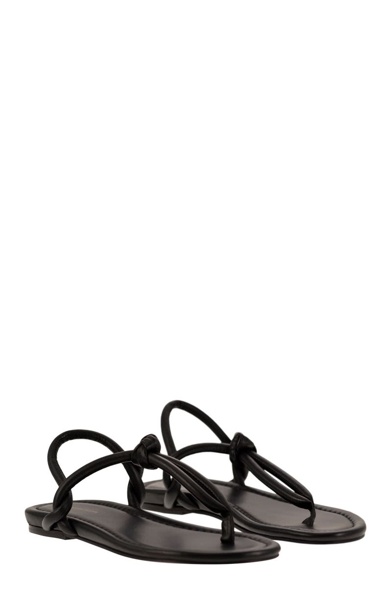 FABIANA FILIPPI Elegant Leather Flip-Flops with Closed Back Design - 2 cm Sole Height