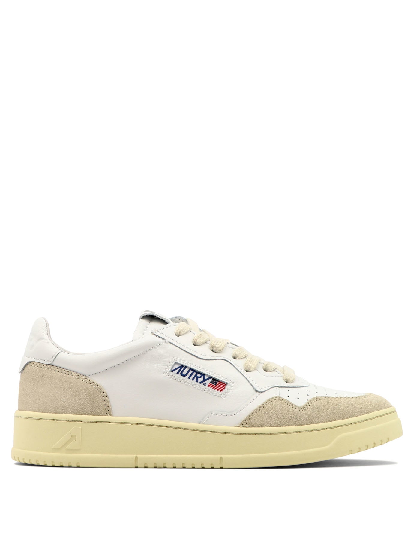 AUTRY 1980s Inspired Low Sneaker