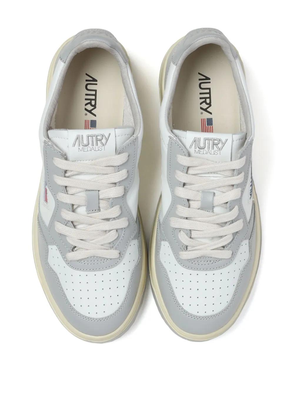 AUTRY Two-Tone Medalist Sneaker for Men