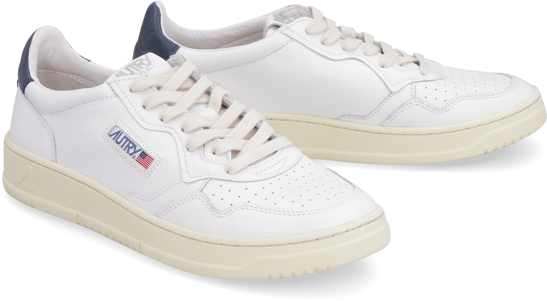 AUTRY Retro Low Top Leather Sneakers