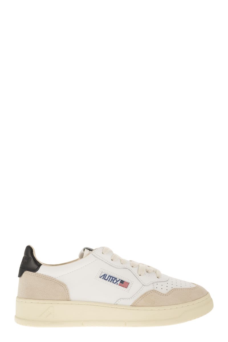 AUTRY Retro-Inspired Low Top Leather and Suede Sneakers