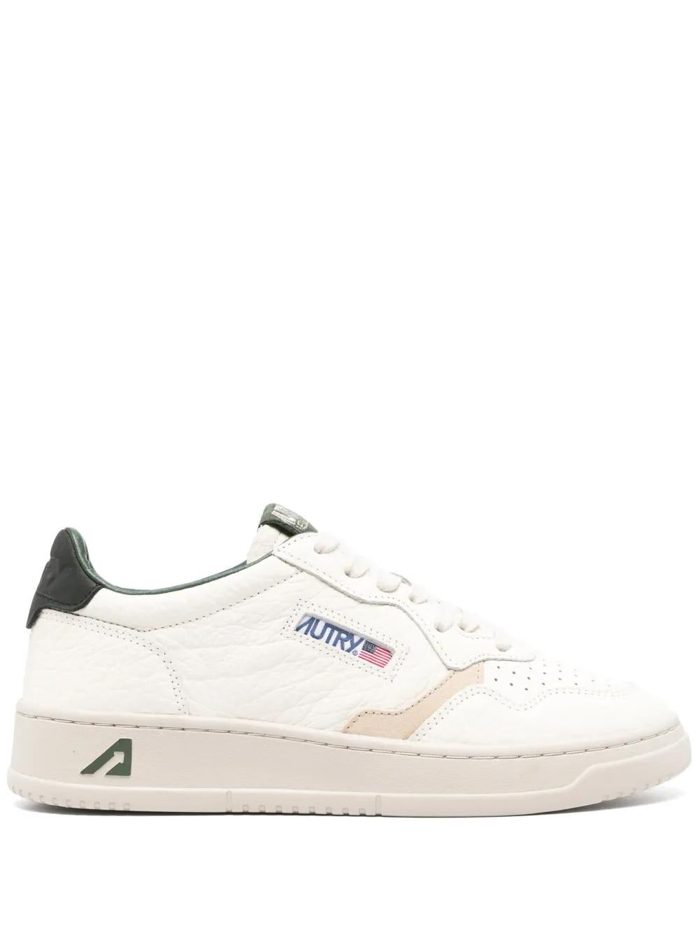 AUTRY Women's Medalist Leather Sneakers - SS25