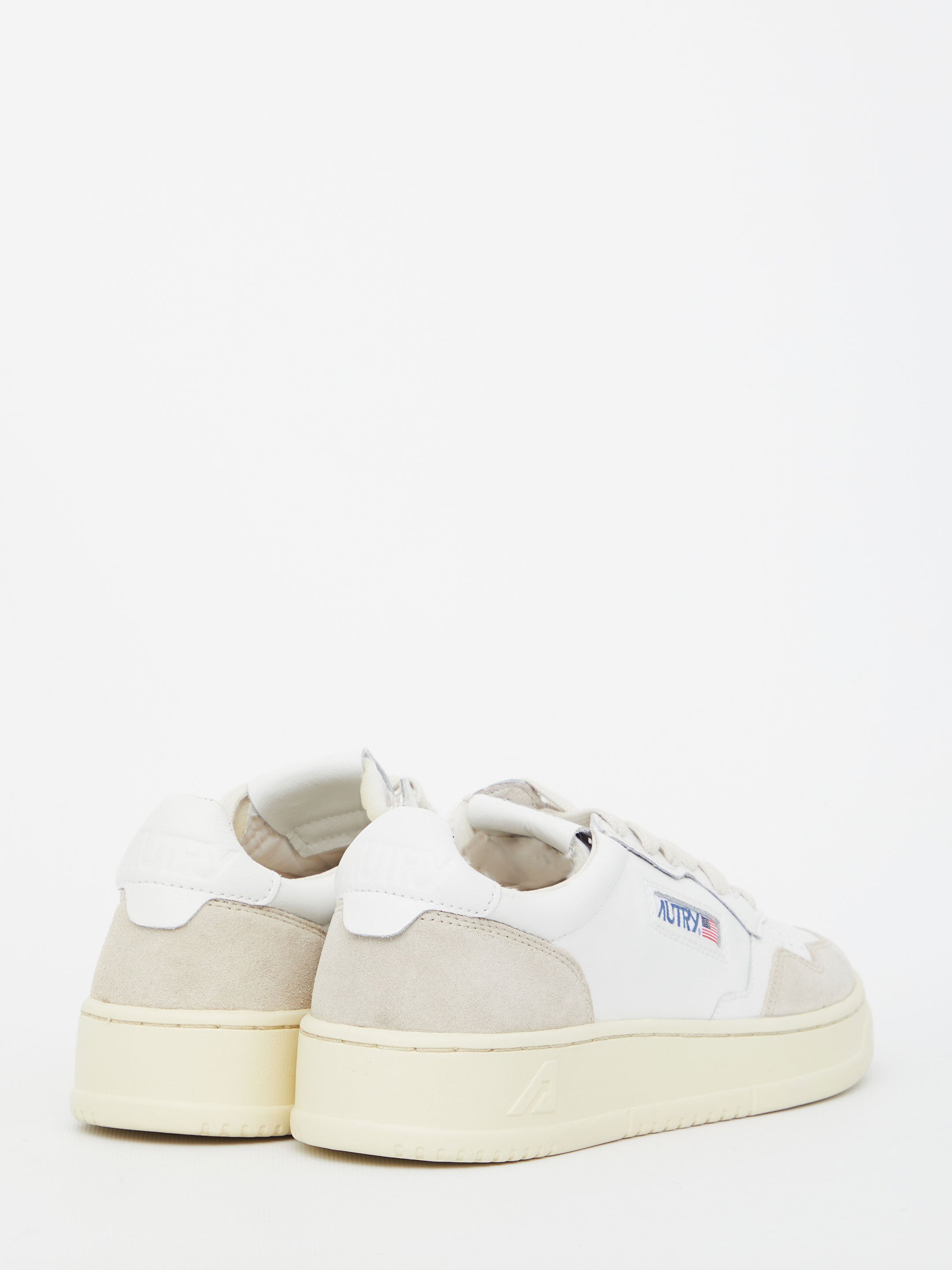 AUTRY Low-Top Medalist Sneaker for Women