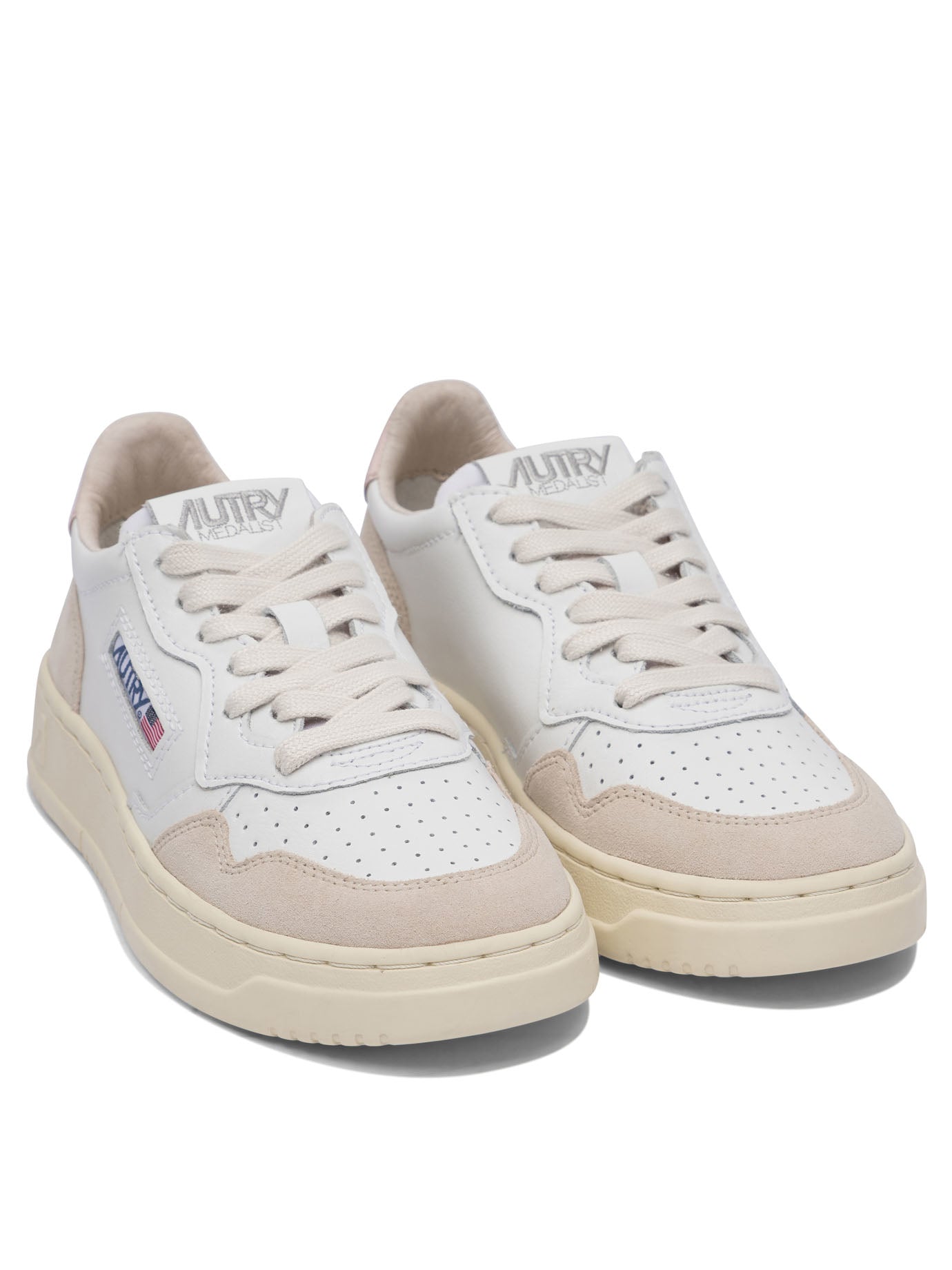 AUTRY Classic Medalist Sneaker for Women - SS25 Collection