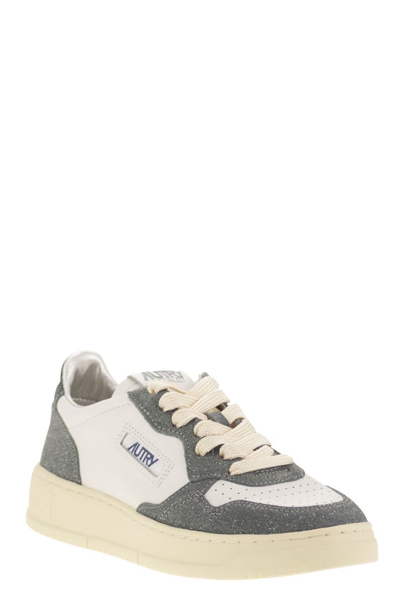 AUTRY Timeless Two-Tone Glitter Sneakers - Women’s Low Top