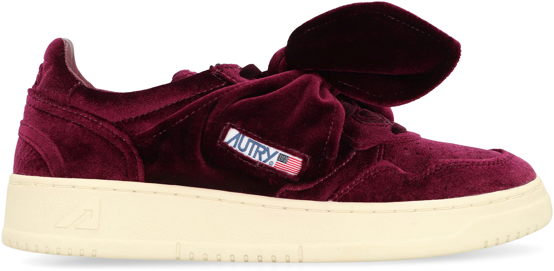 AUTRY Elegant Low Top Sneakers for Women