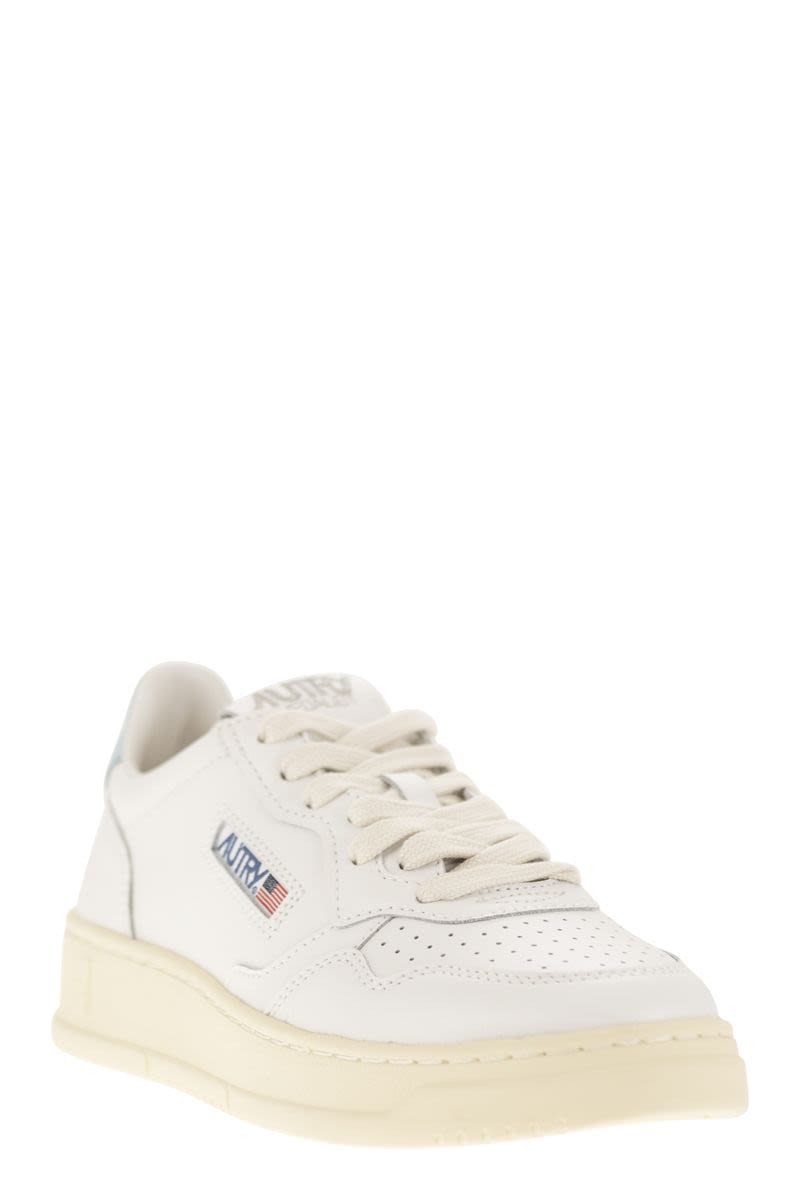 AUTRY Low-Top Leather Sneakers for Women