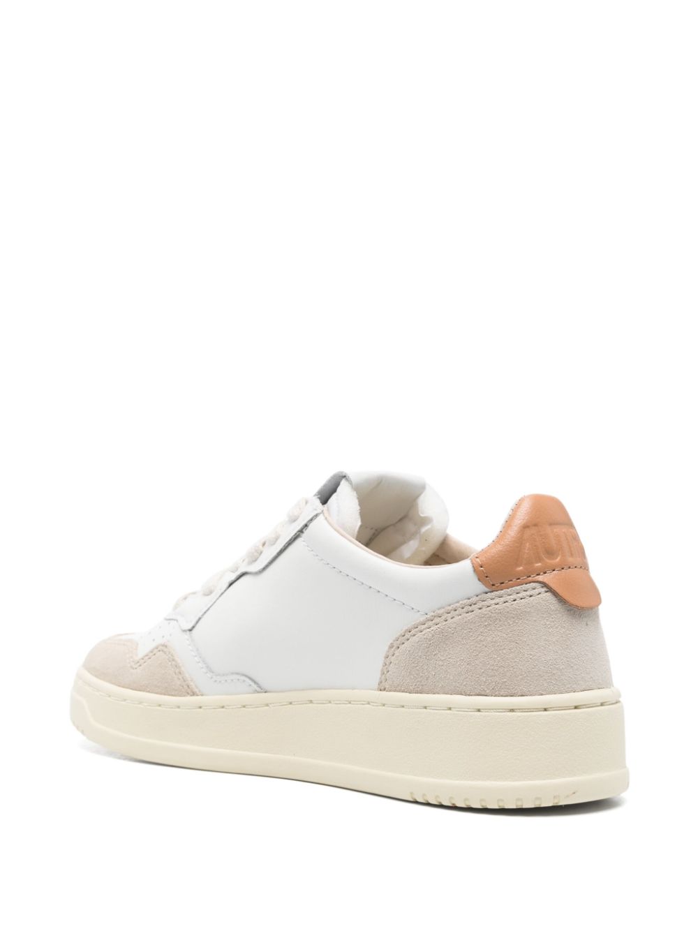 AUTRY Sneaker Medalist Low Heel - Women's SS25 Style