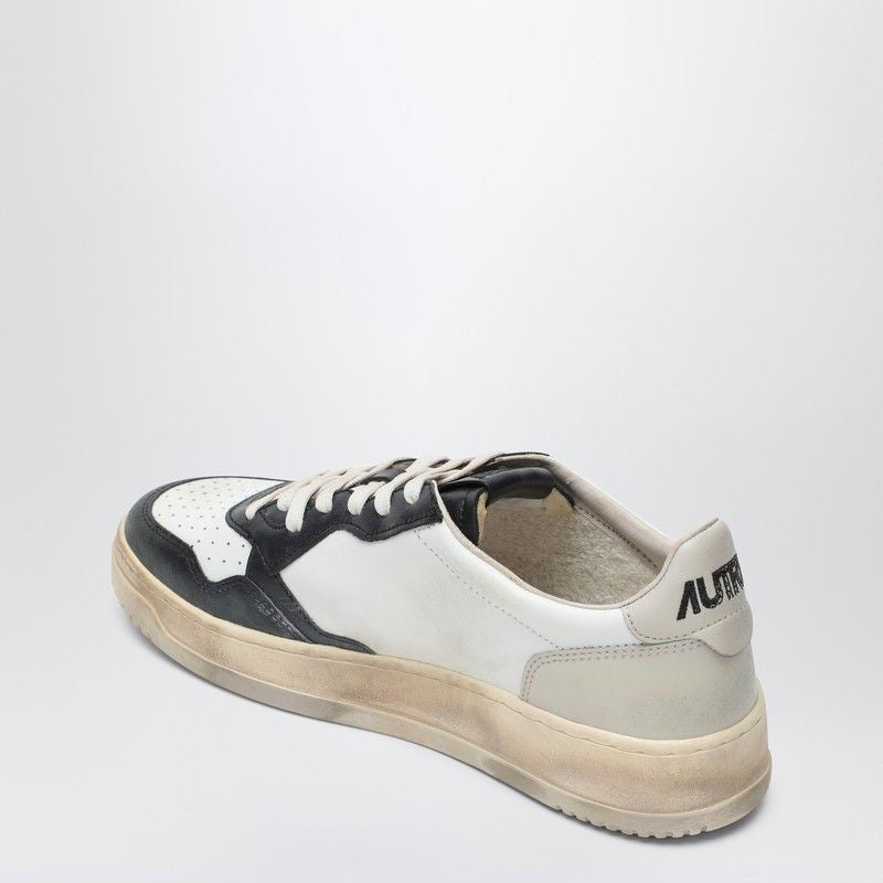 AUTRY Vintage Low-Top Sneaker