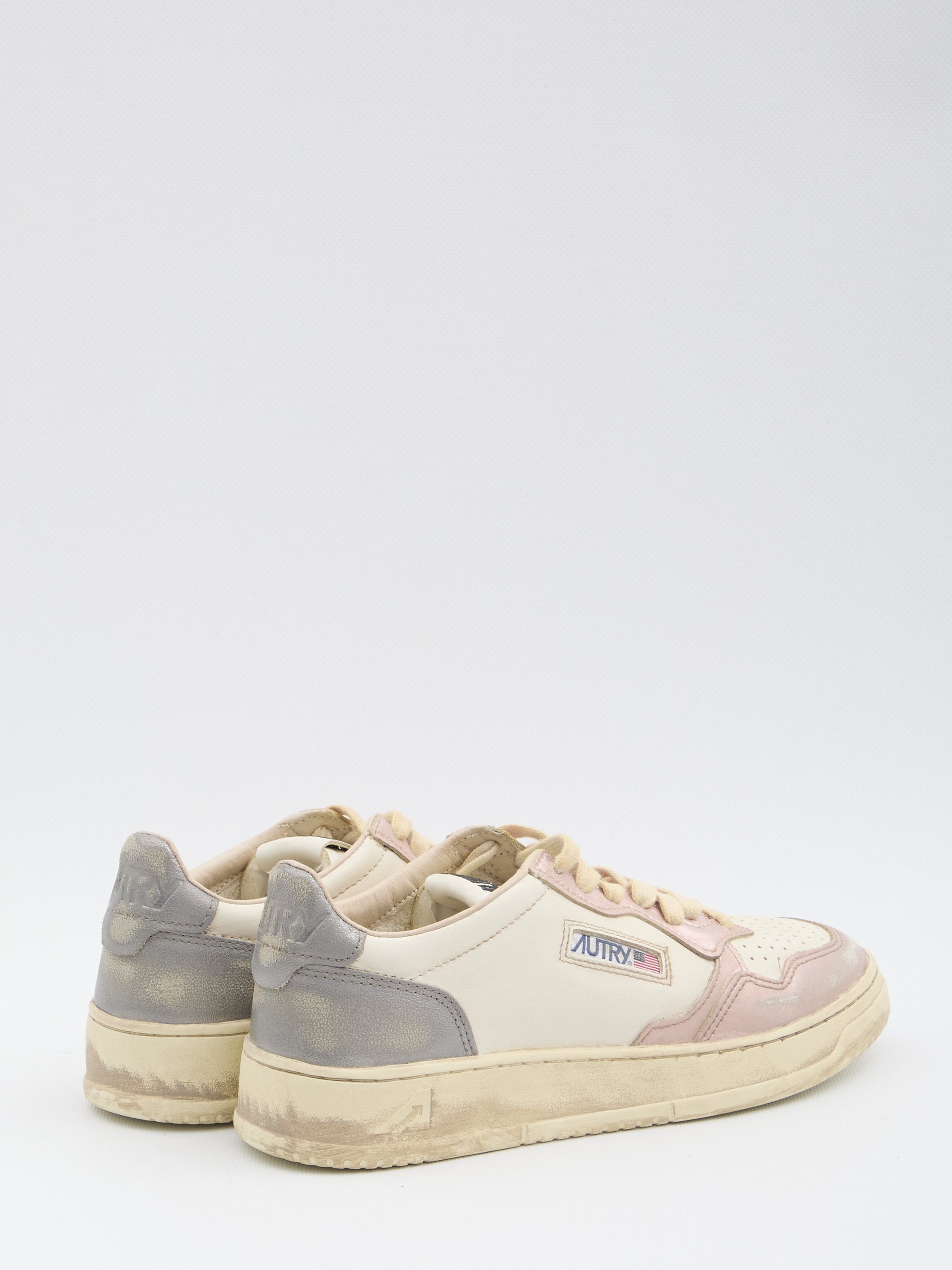 AUTRY Vintage-Inspired Low Top Sneakers with Dust Bag