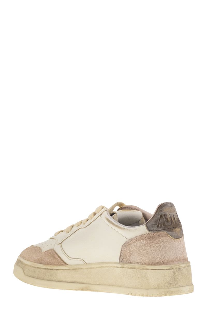 AUTRY Super Vintage Leather Trainers