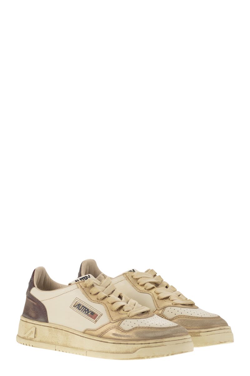 AUTRY Super Vintage Leather Trainers for Women