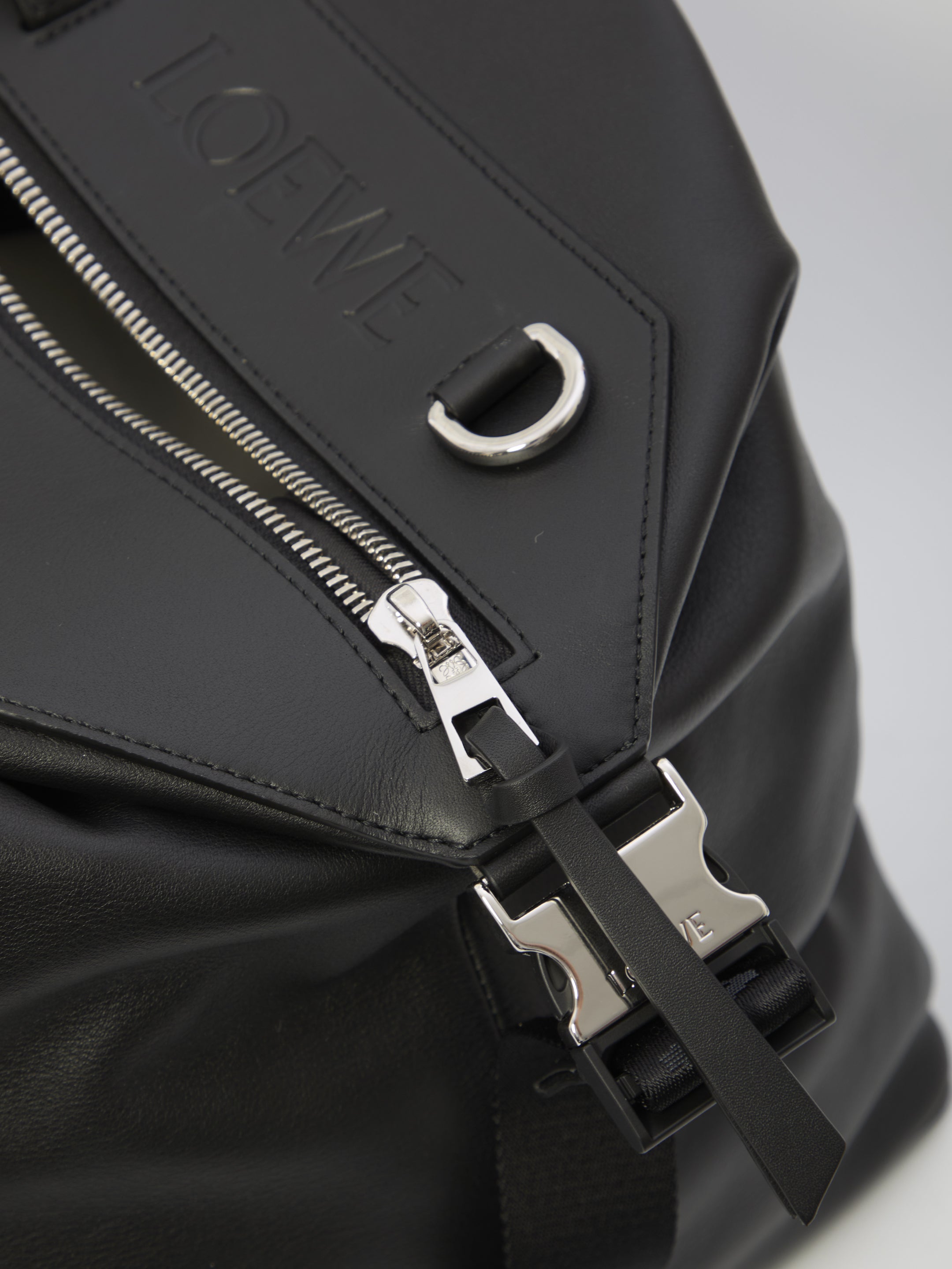 LOEWE Convertible Backpack 40 x 50 x 20 cm