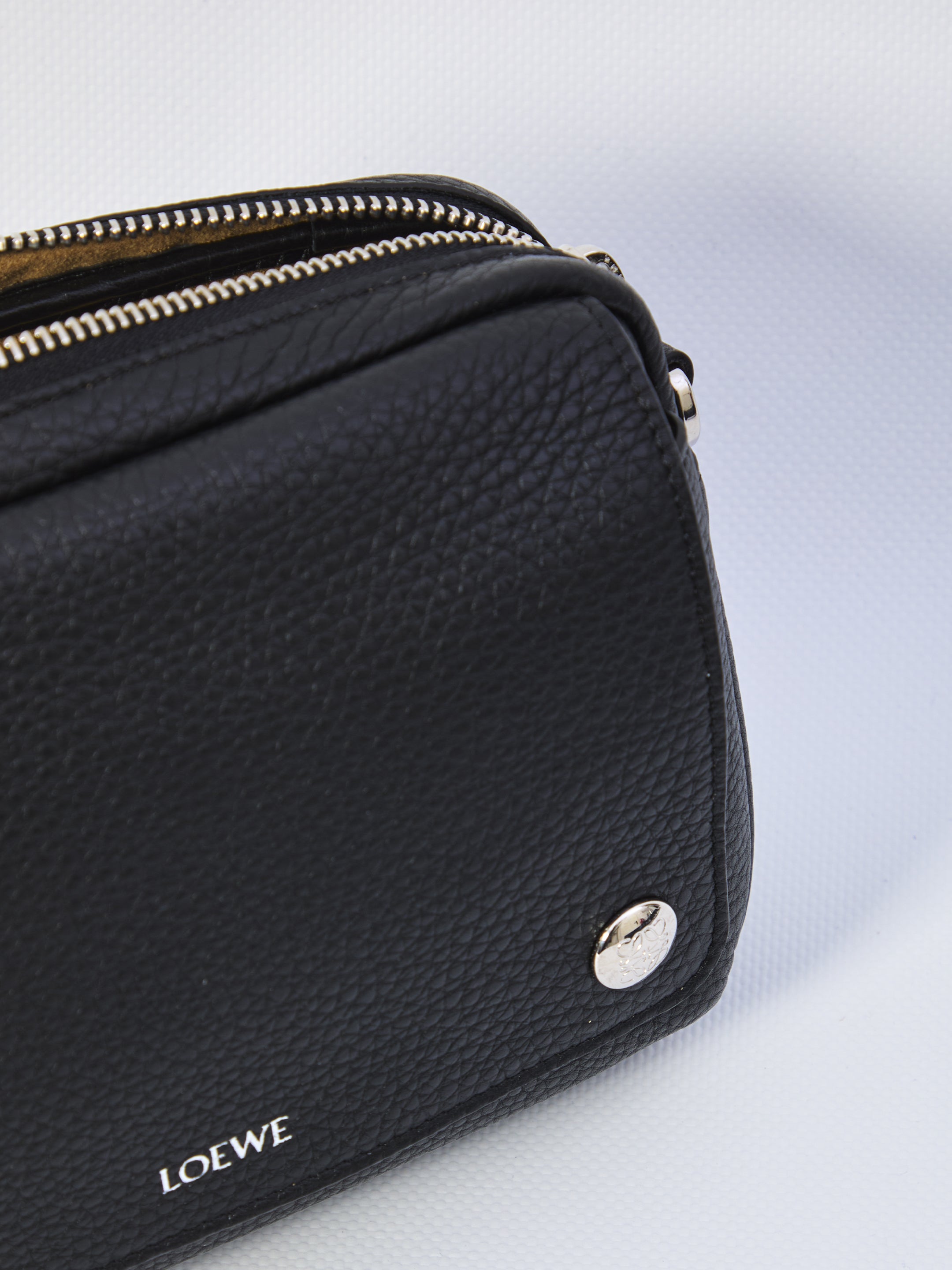 LOEWE Mini Pebble Messenger Handbag - FW25