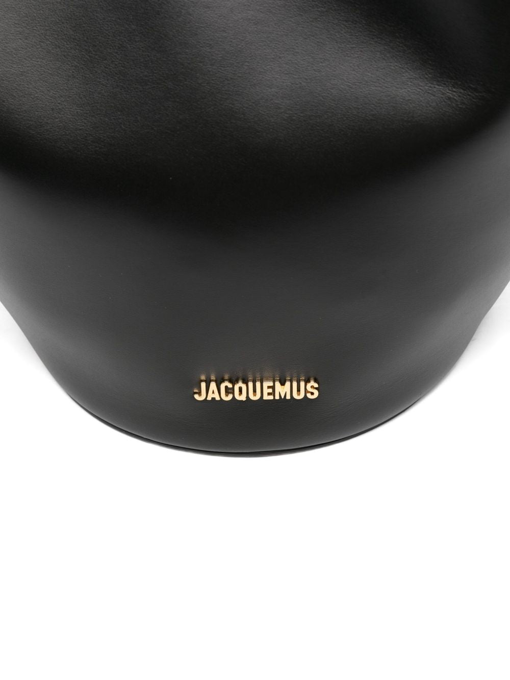 JACQUEMUS Chic Medium Handbag