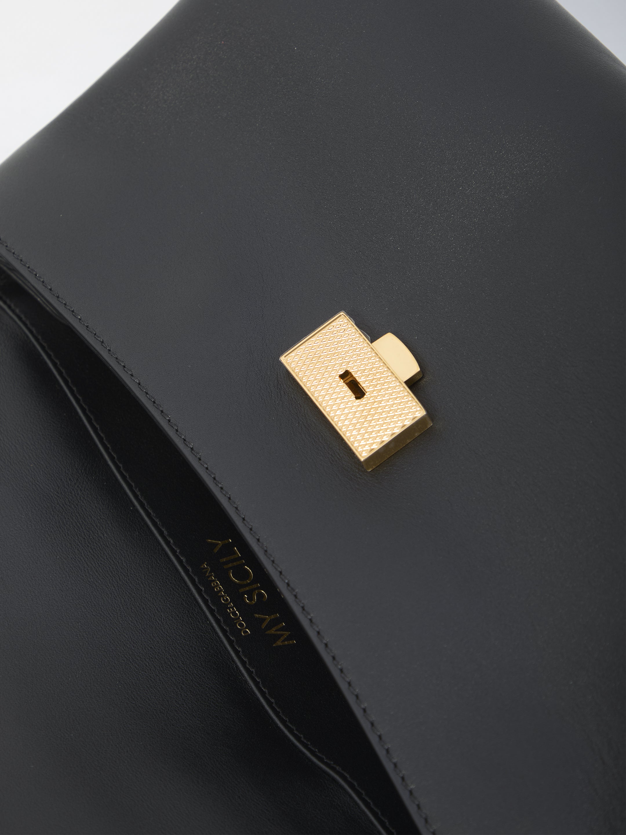 DOLCE & GABBANA Elegant Handbag for Women - FW25 Collection