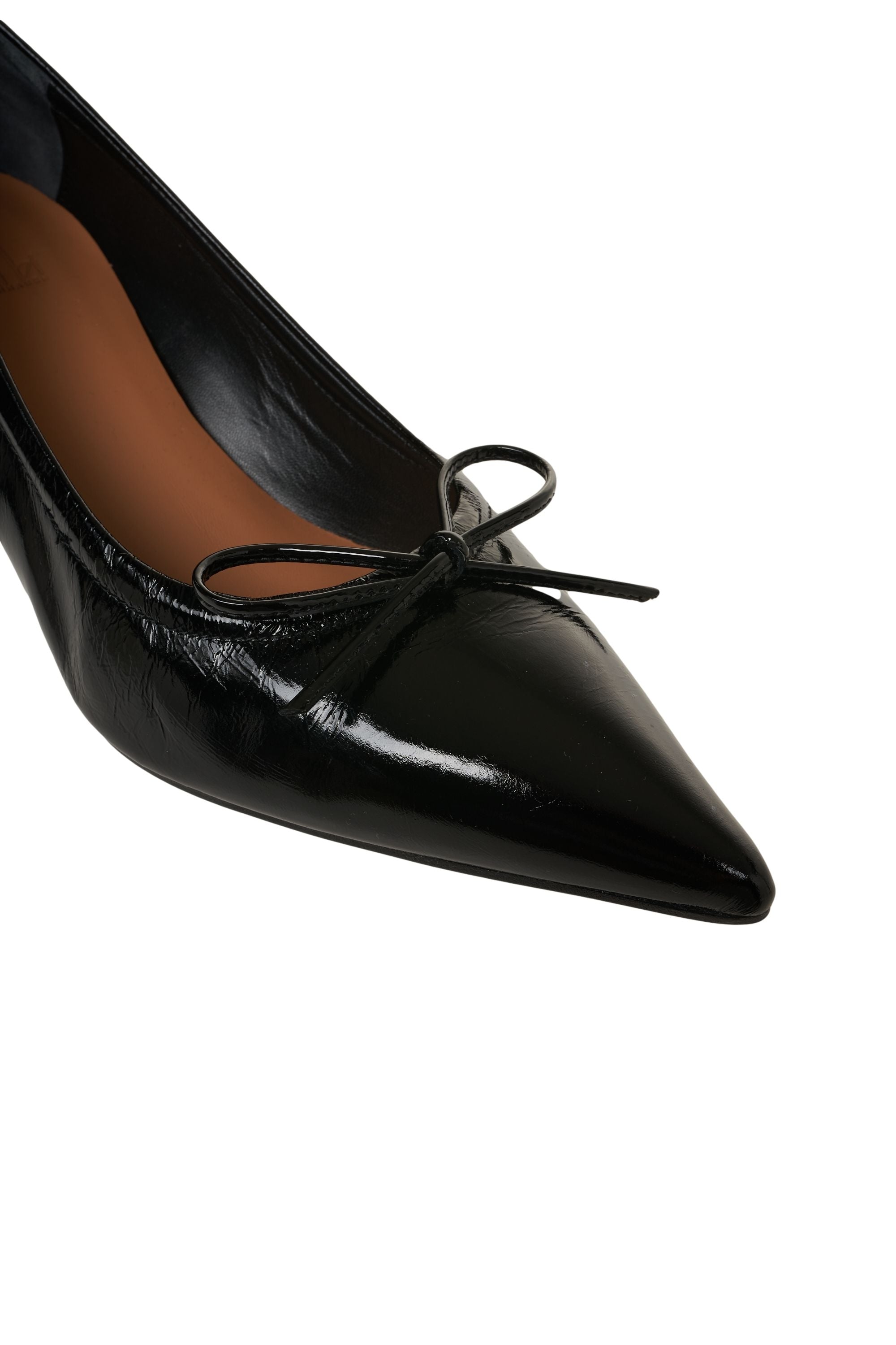 BILLI BI Sleek Patent Leather Pumps with Kitten Heels