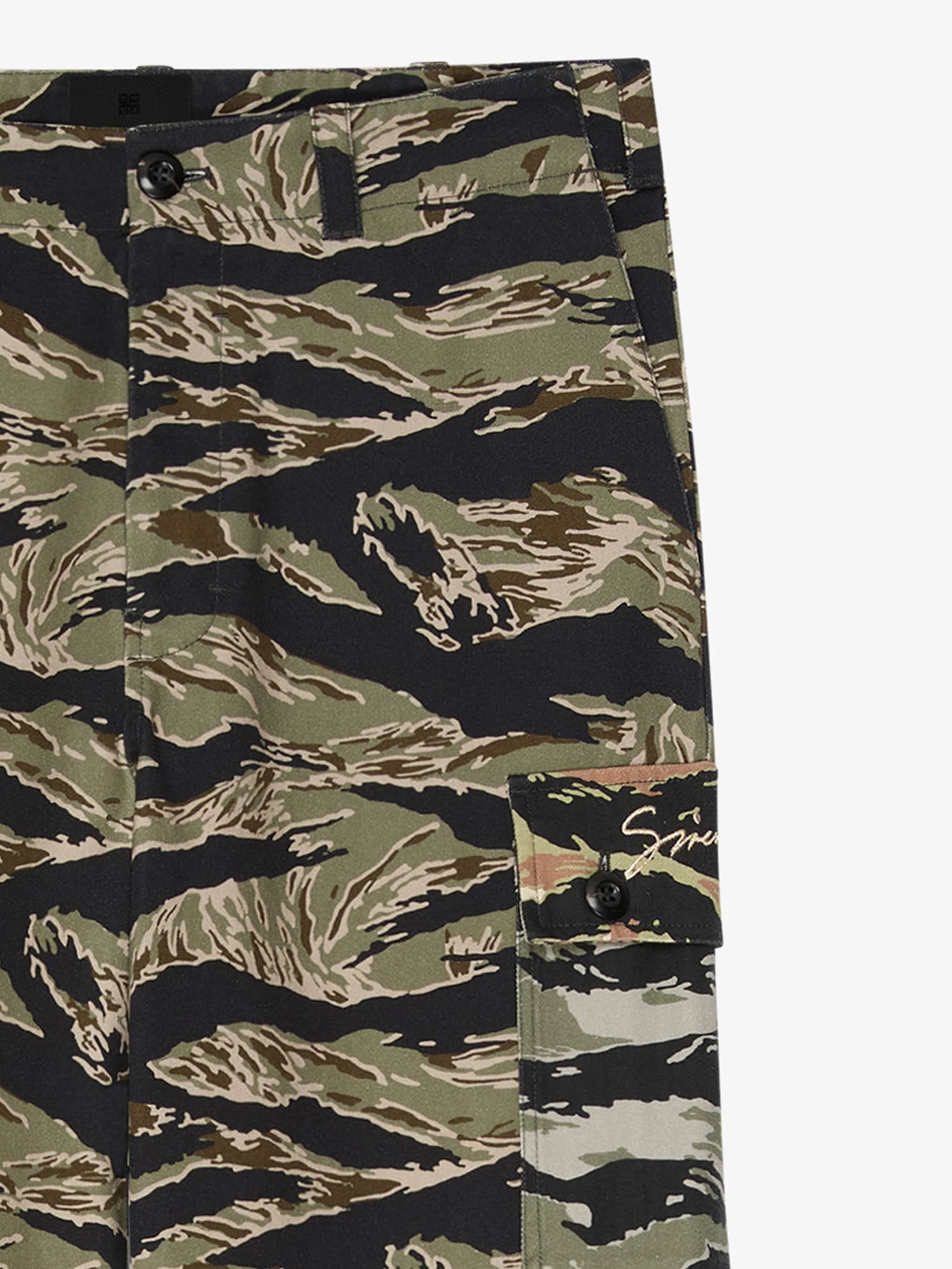 GIVENCHY Relaxed Fit Cargo Pants - Size 48