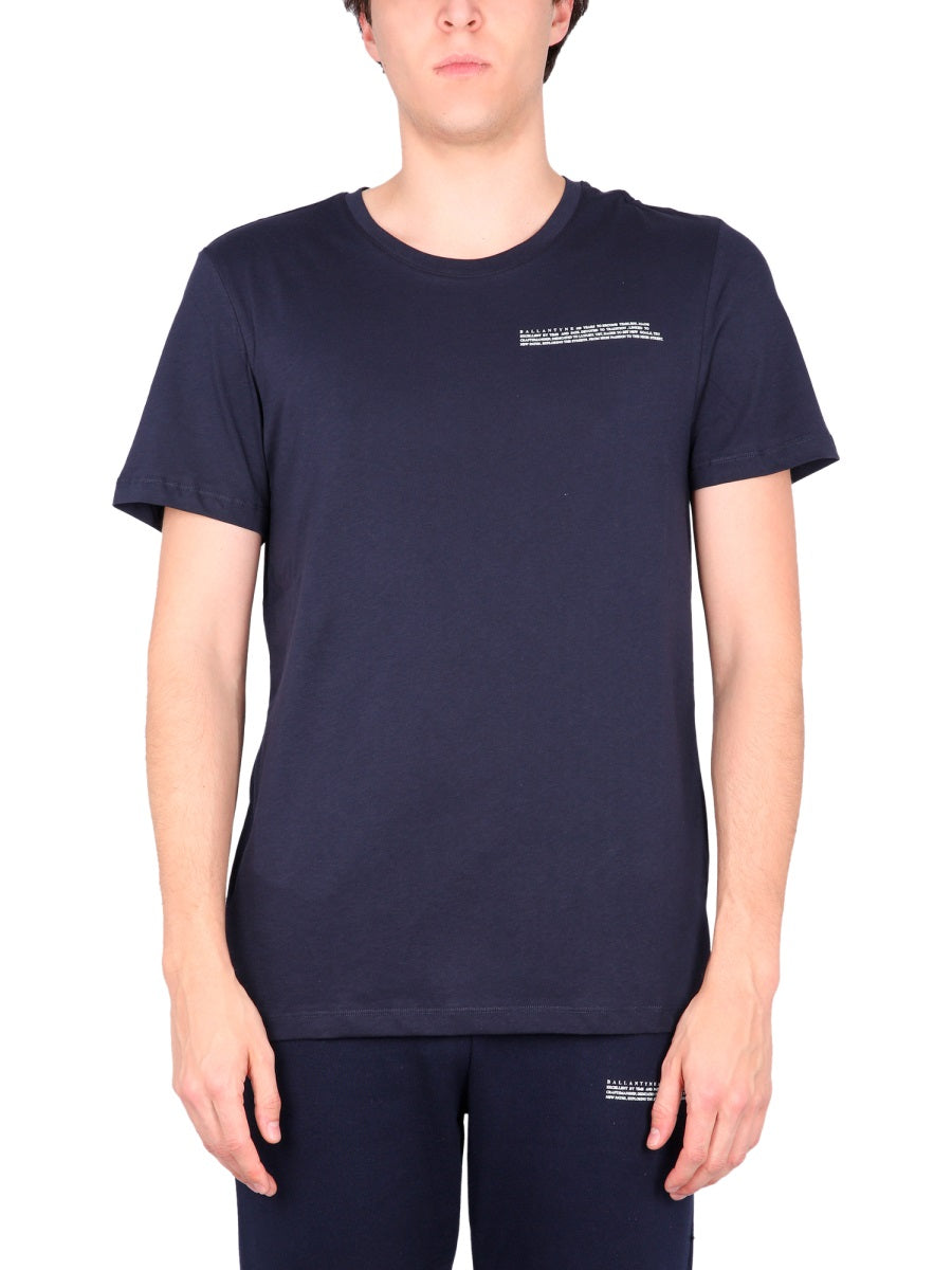 BALLANTYNE Classic Crewneck T-Shirt with Statement Chest Logo Print