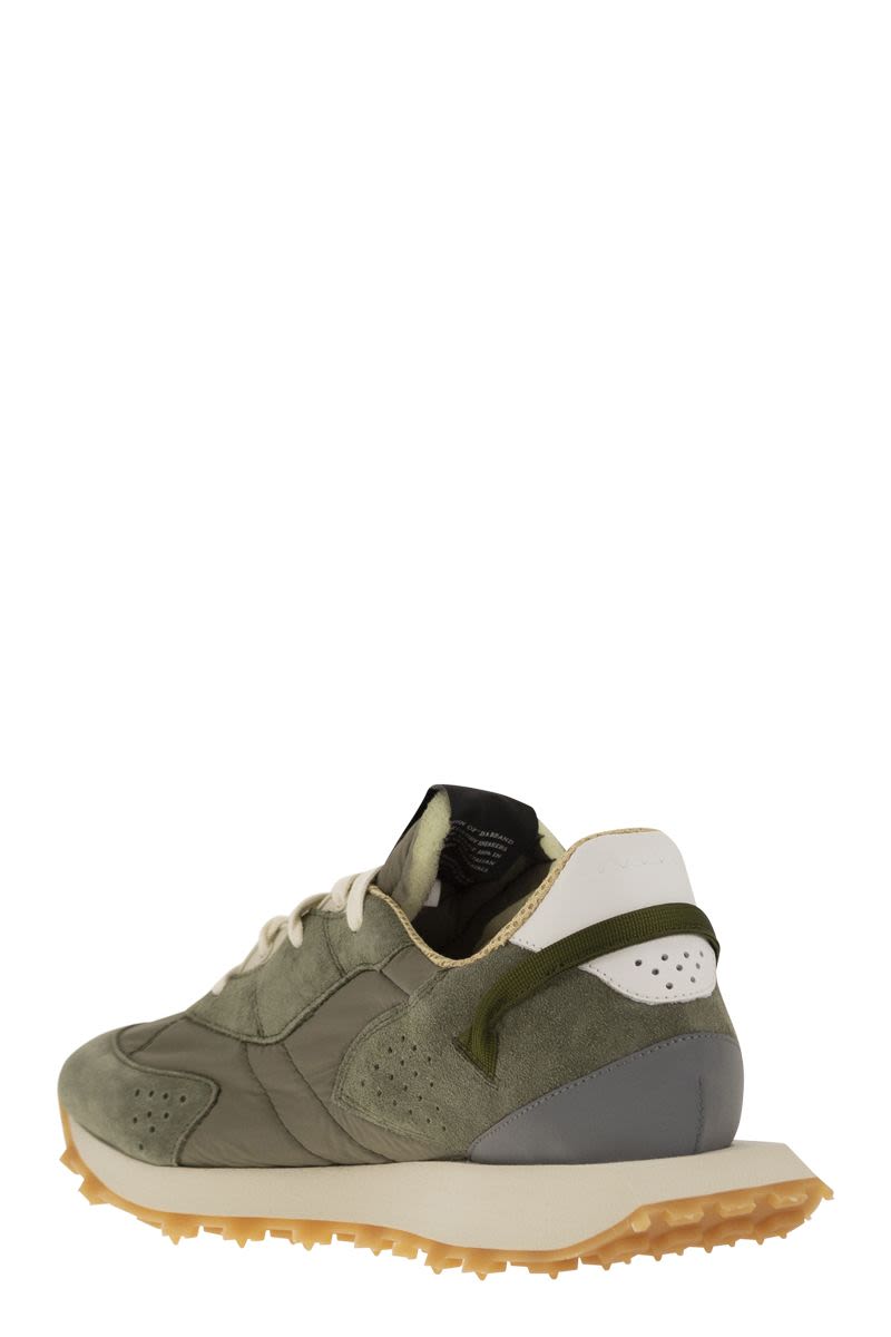 RUN OF Sneaker - Perfect Fit for Your Unique Style