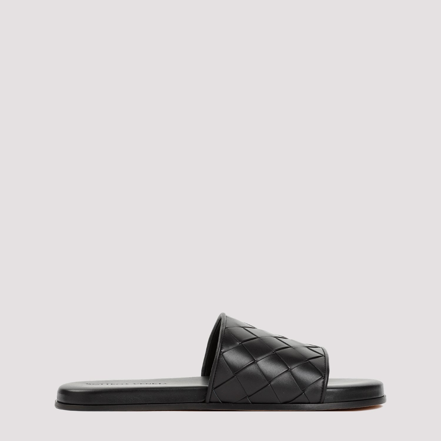 BOTTEGA VENETA Elegantly Crafted Flat Sandals for Men