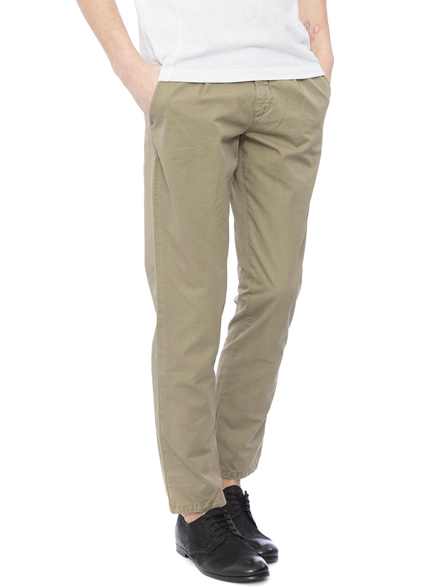 BASICON Classic Chino Pants with Pleats - Size 46