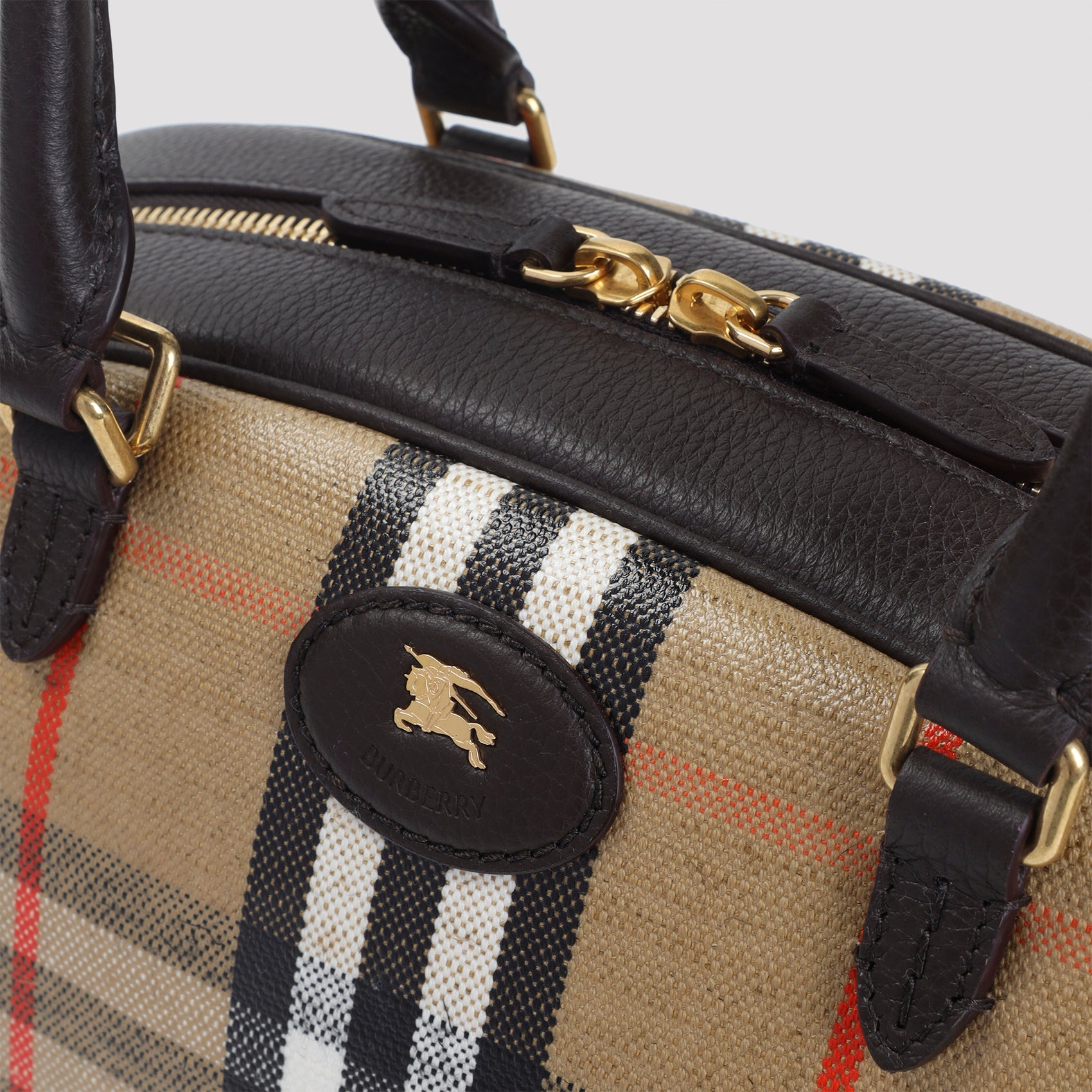 BURBERRY Elegant Handbag W:33.5cm, H:17cm, D:12.5cm