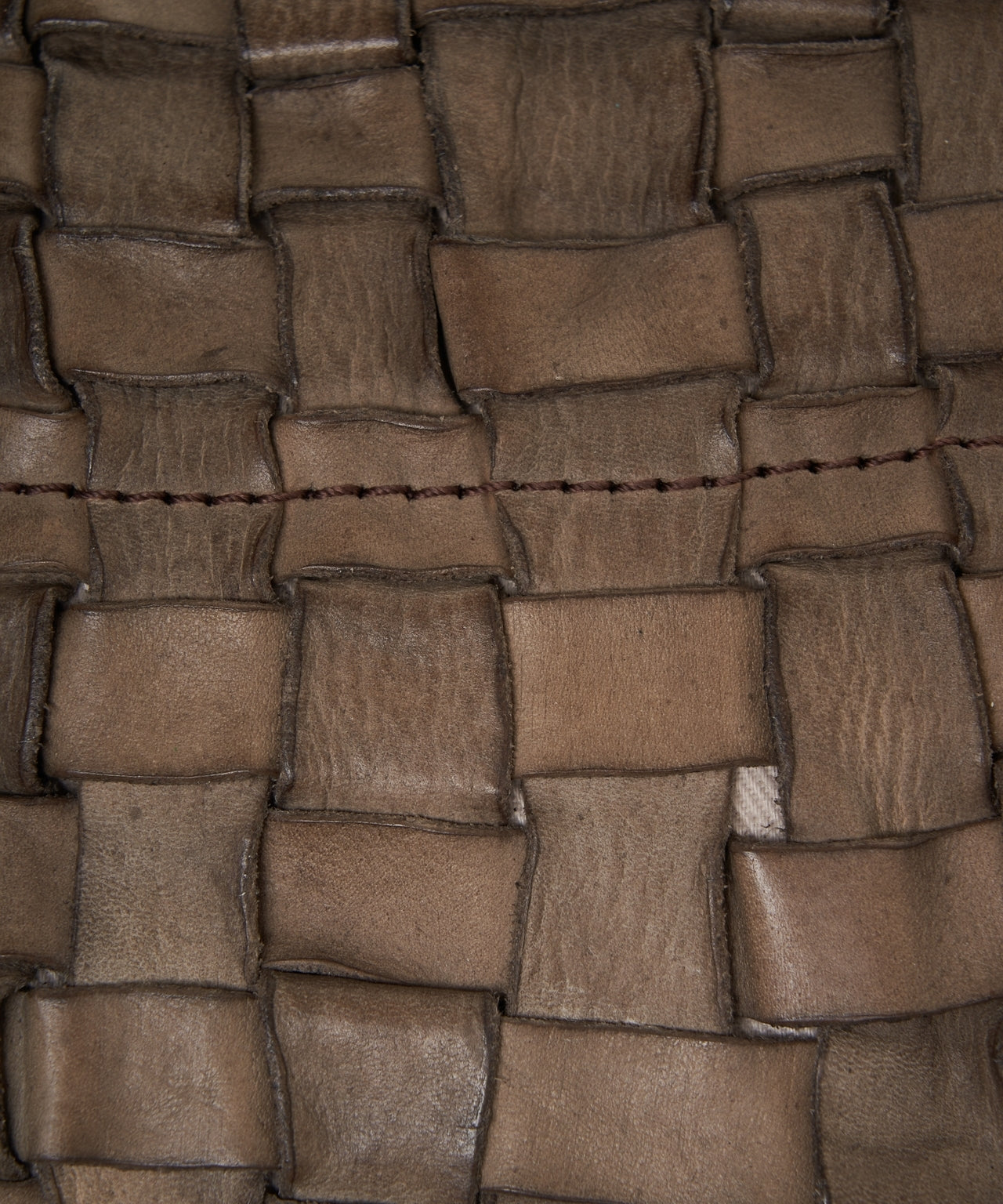 CAMPOMAGGI Braided Leather Shoulder Bag - 30 x 20 cm