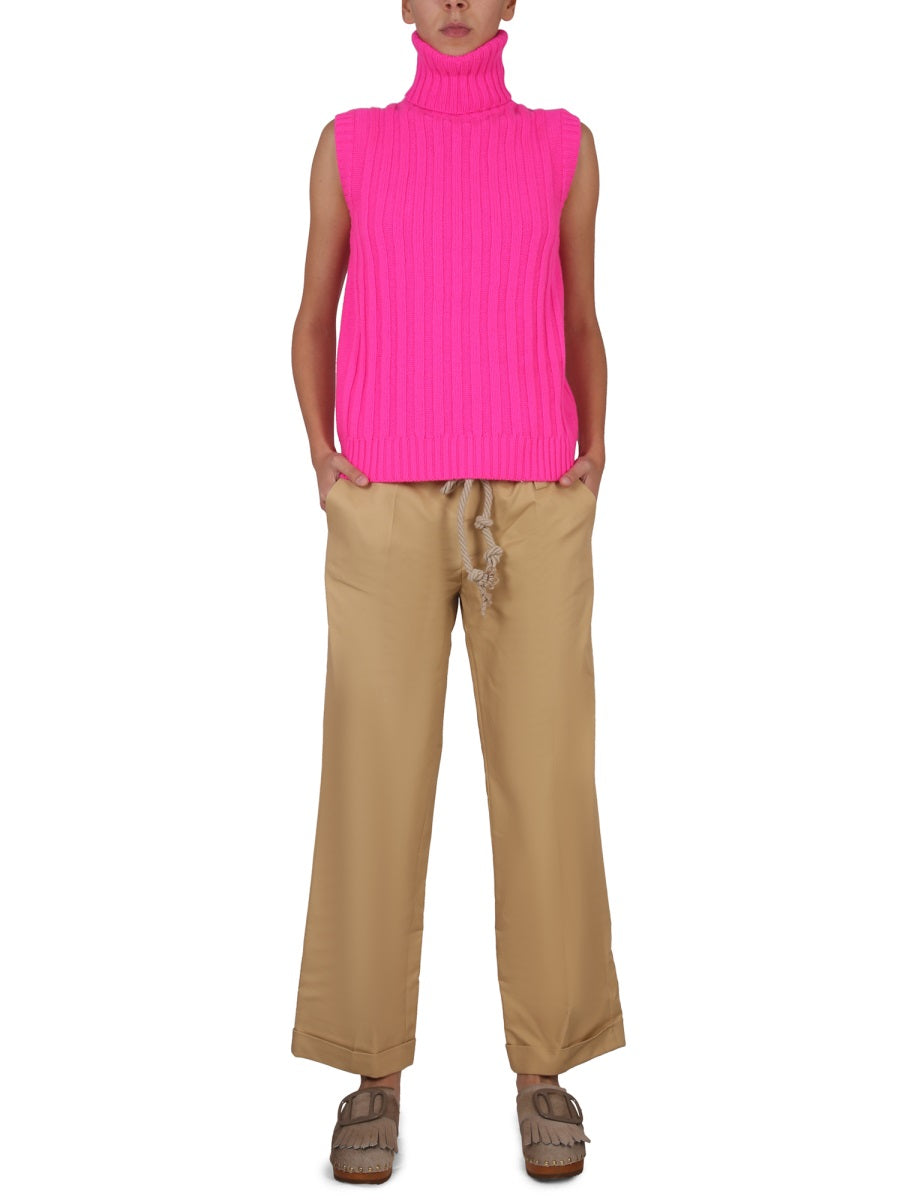 JEJIA Chic Women's Tailored Pants with Button Closure